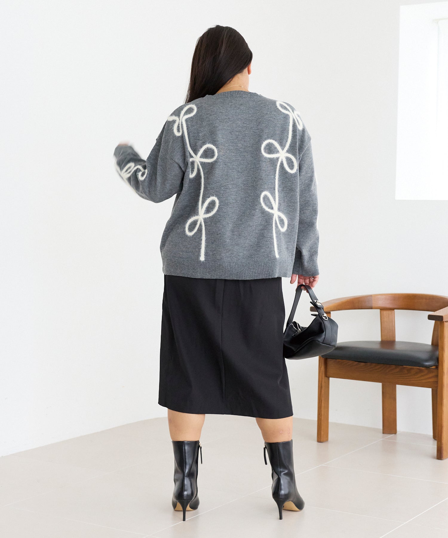 タックプリーツミディスカート