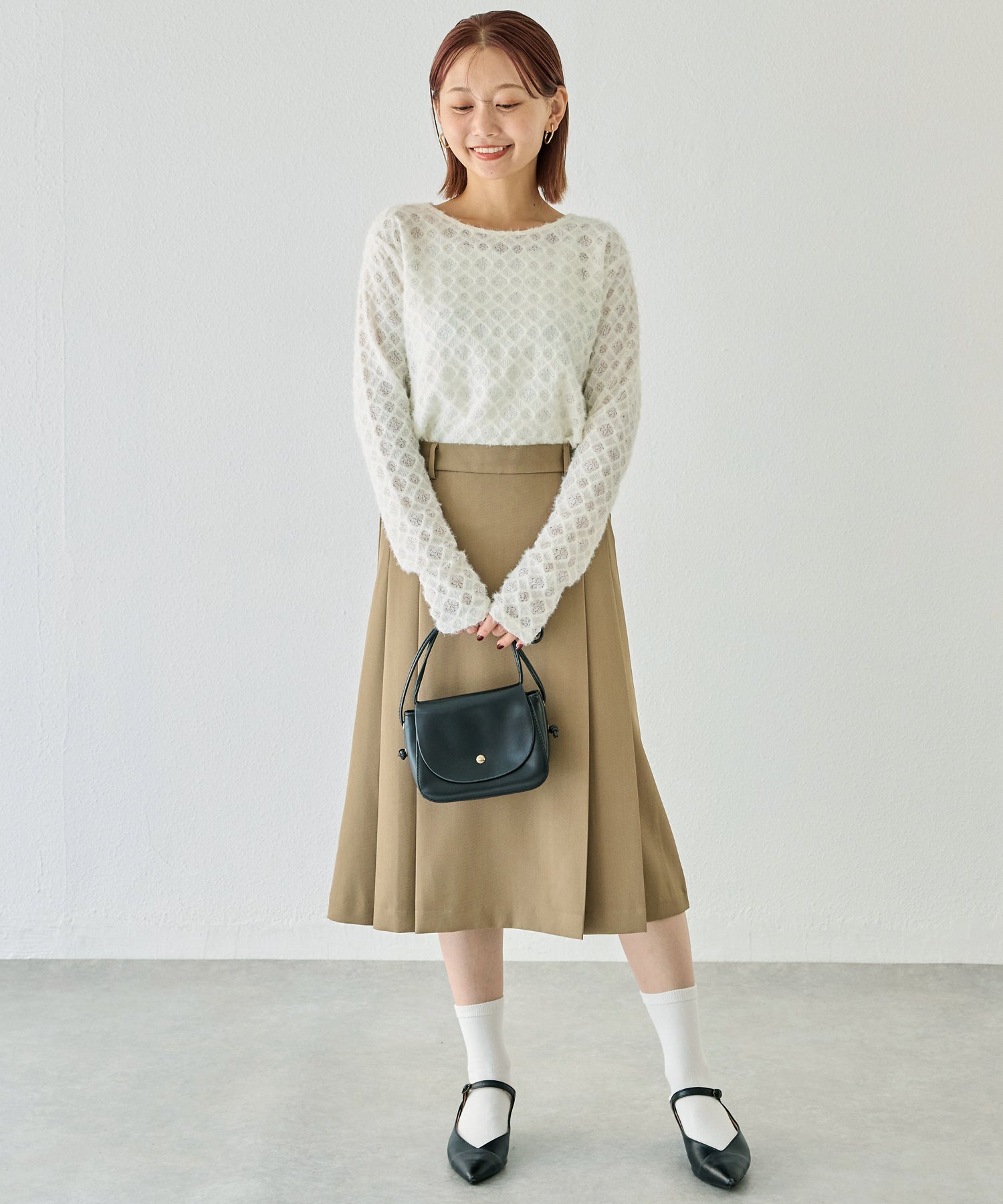 タックプリーツミディスカート