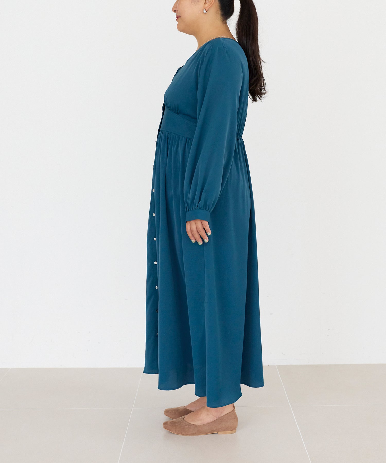 サイド　model:161cm 着用サイズ:3L