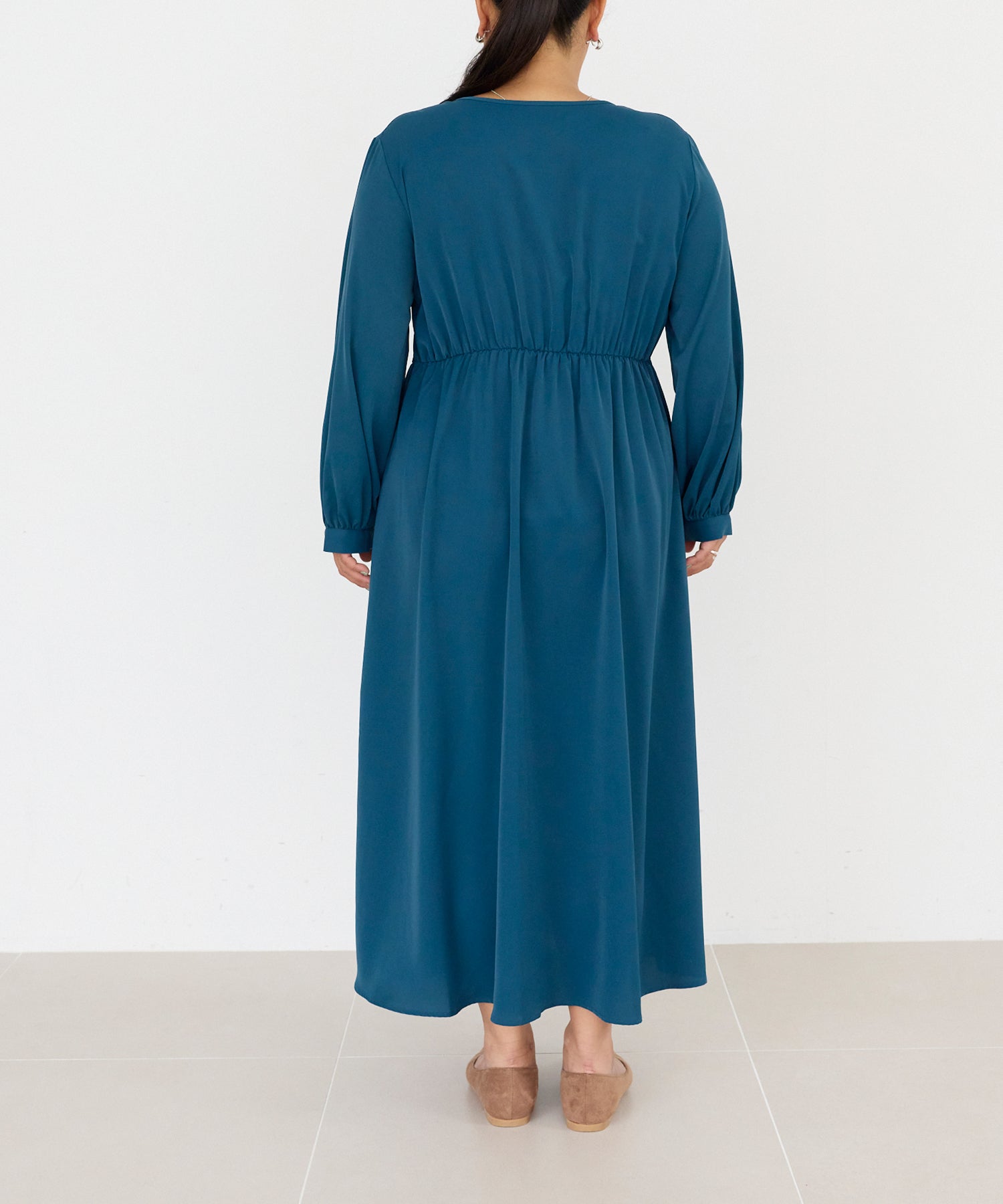 バック　model:161cm 着用サイズ:3L