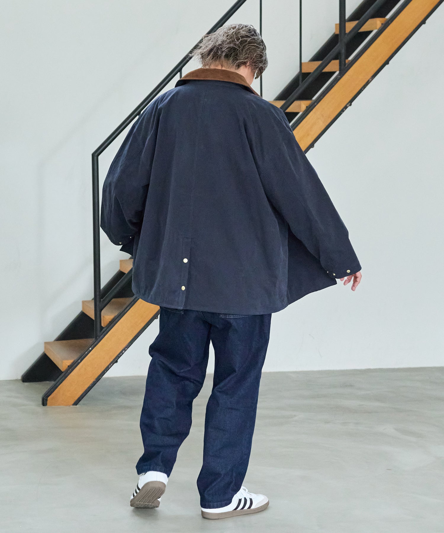 ネイビー　model:182cm  着用サイズ:4L