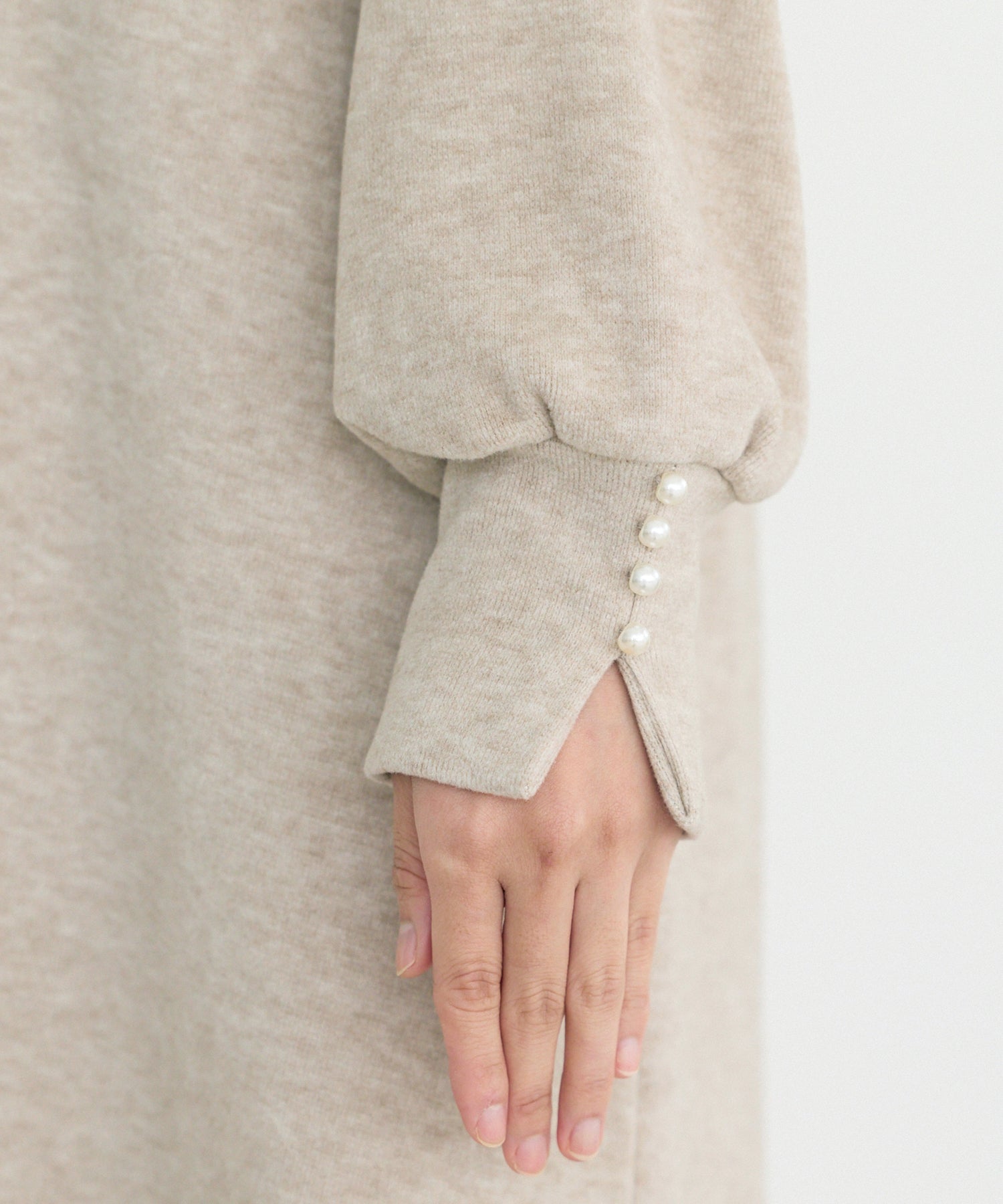 袖口スリット・パール釦