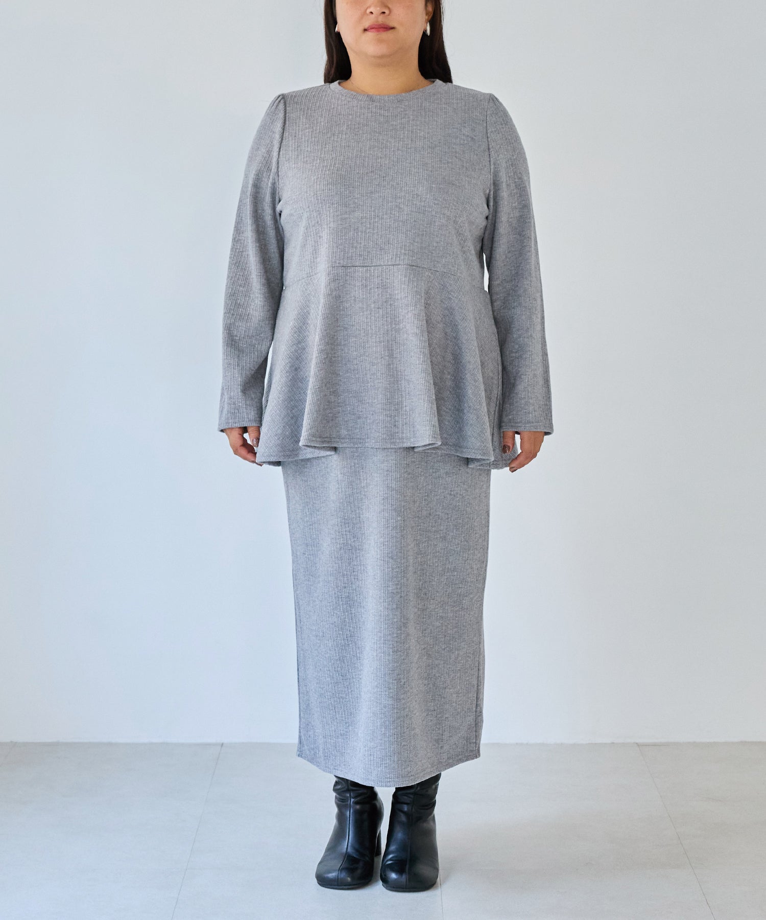 フロント　model:161cm 着用サイズ:3L