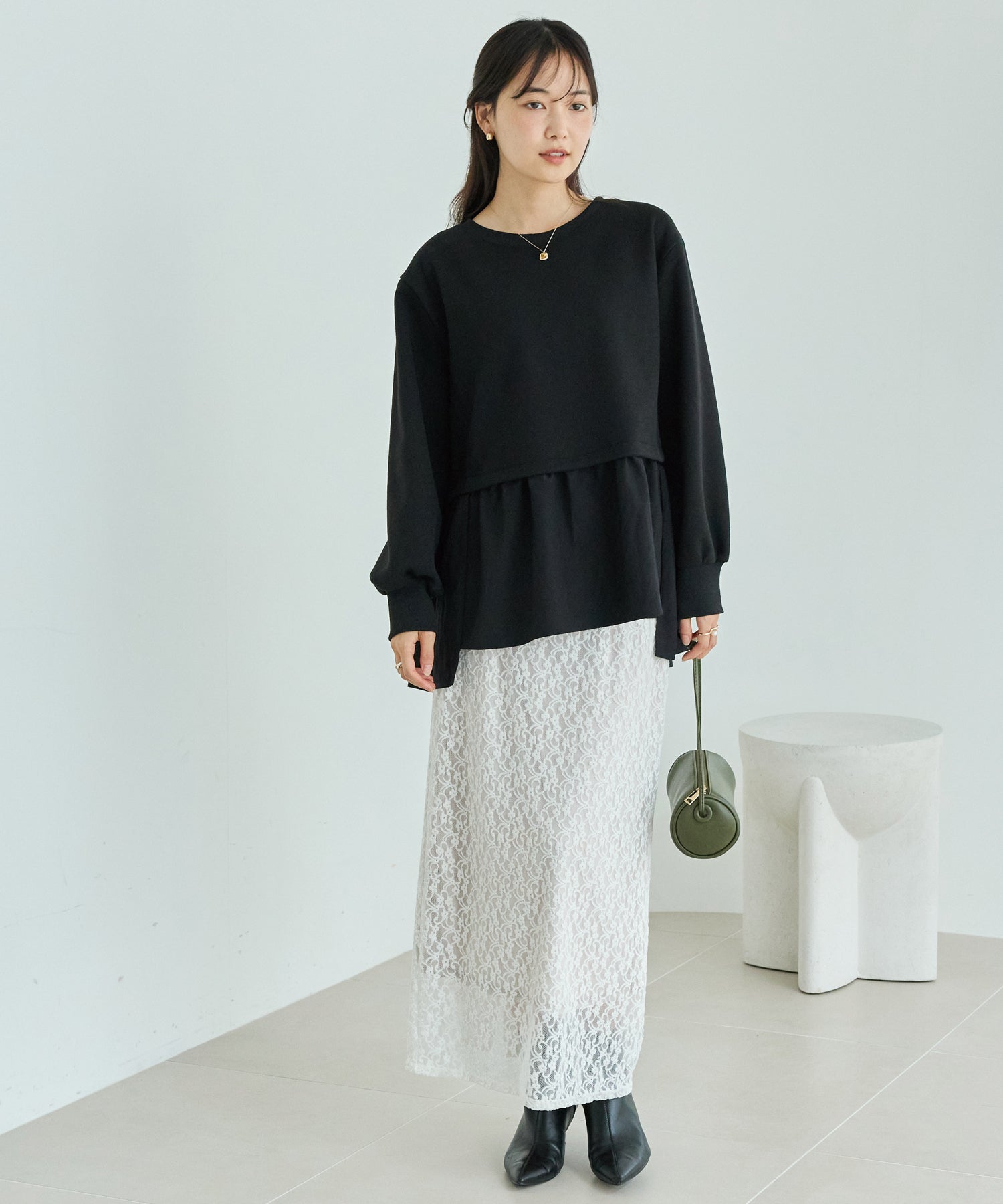 メルトンタッチ異素材ドッキングプルオーバー