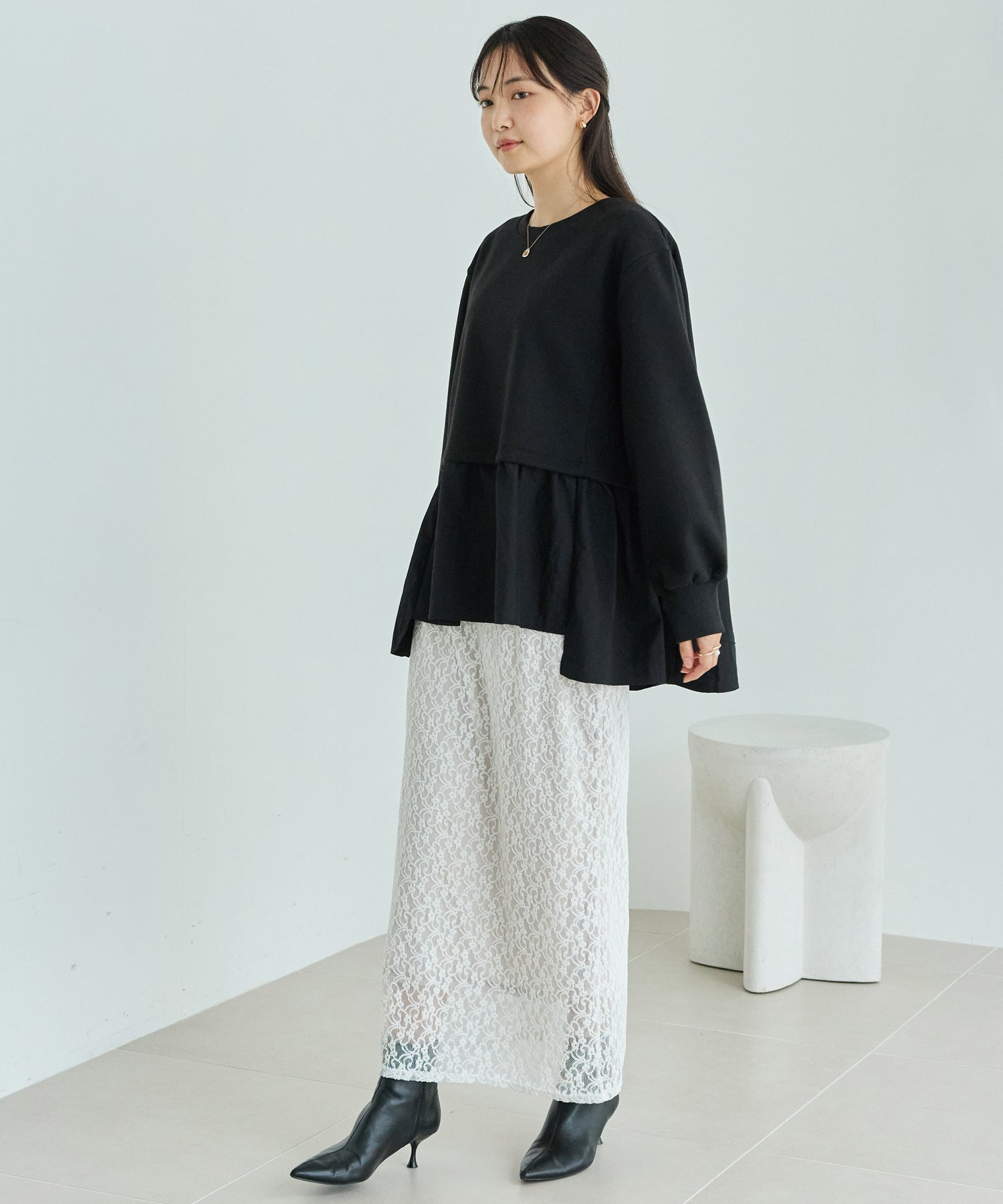 メルトンタッチ異素材ドッキングプルオーバー