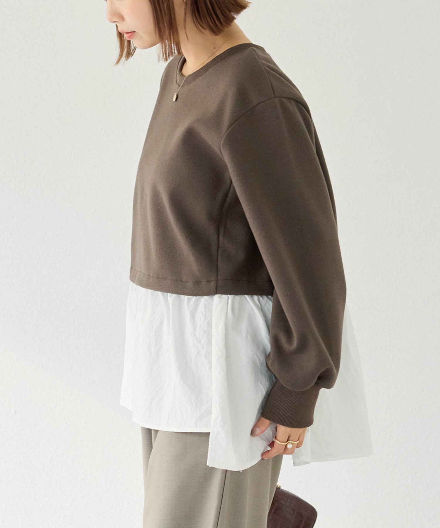 メルトンタッチ異素材ドッキングプルオーバー