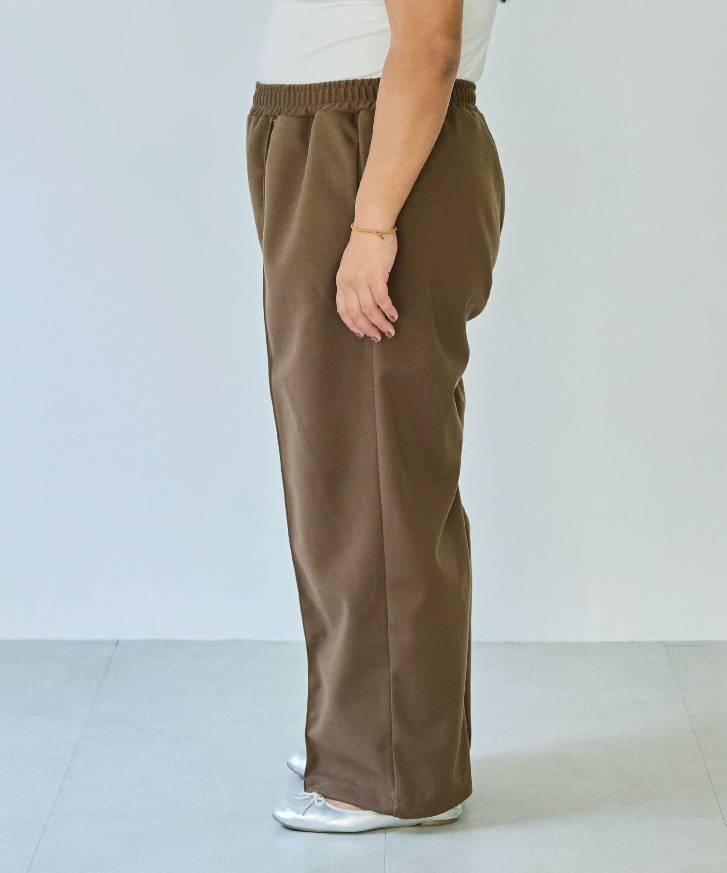 サイド　model:161cm 着用サイズ:3L