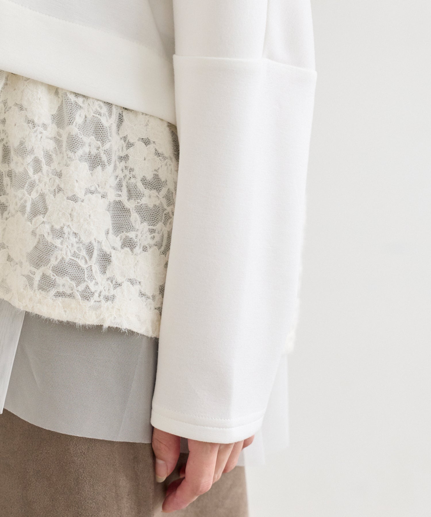 レース切替ポンチプルオーバー