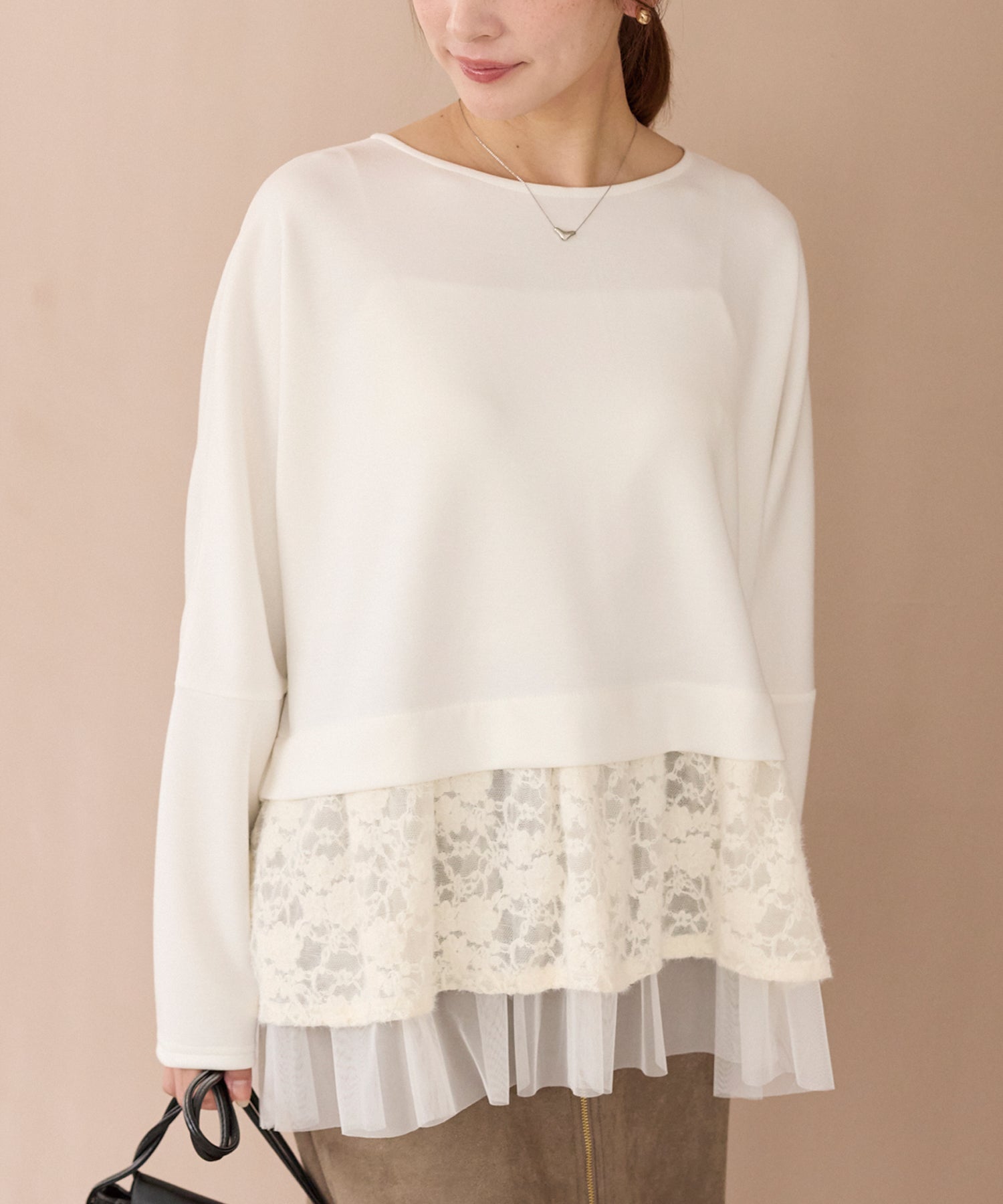 オフホワイト　model:156cm 着用サイズ:M