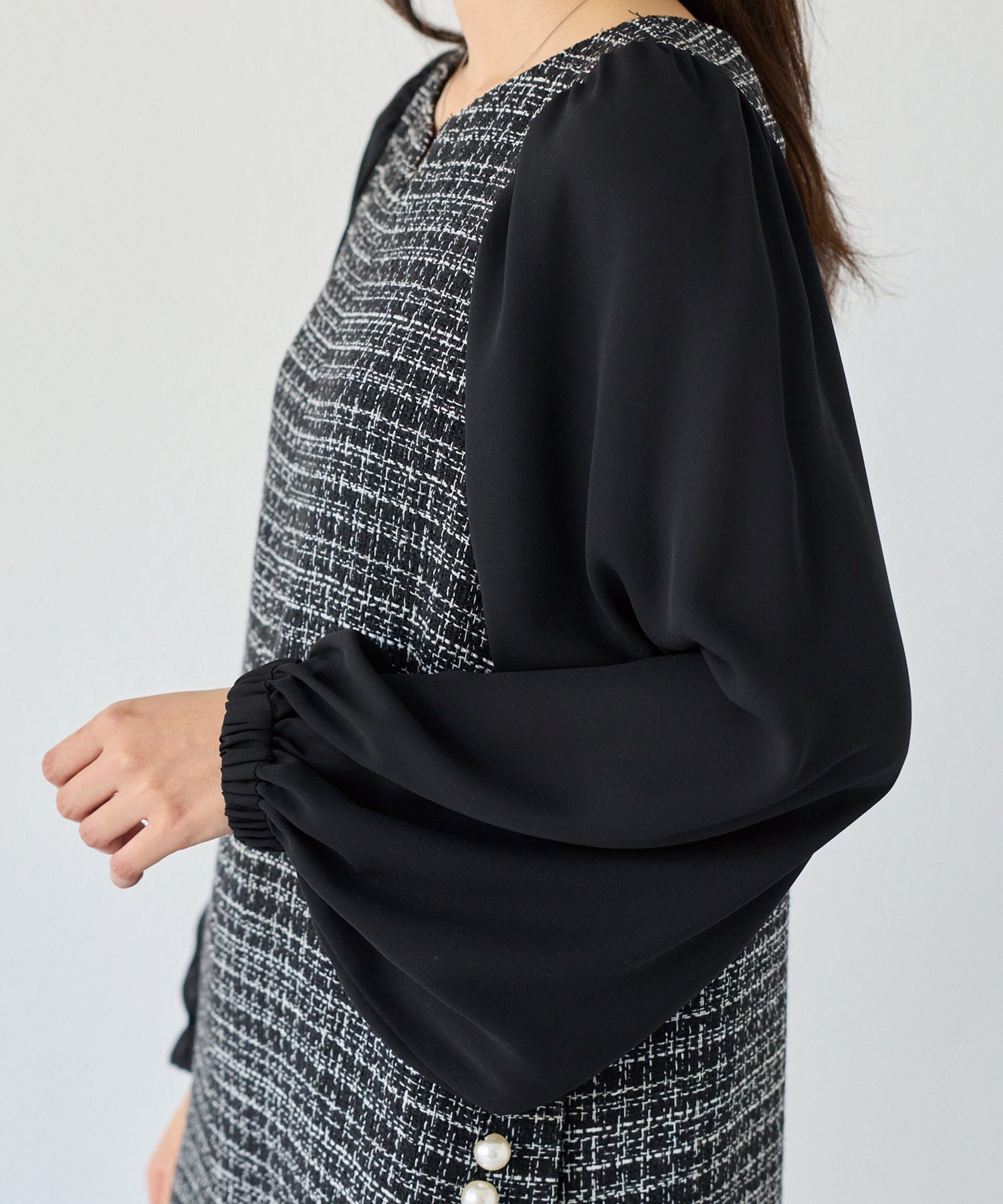 袖：ジョーゼット