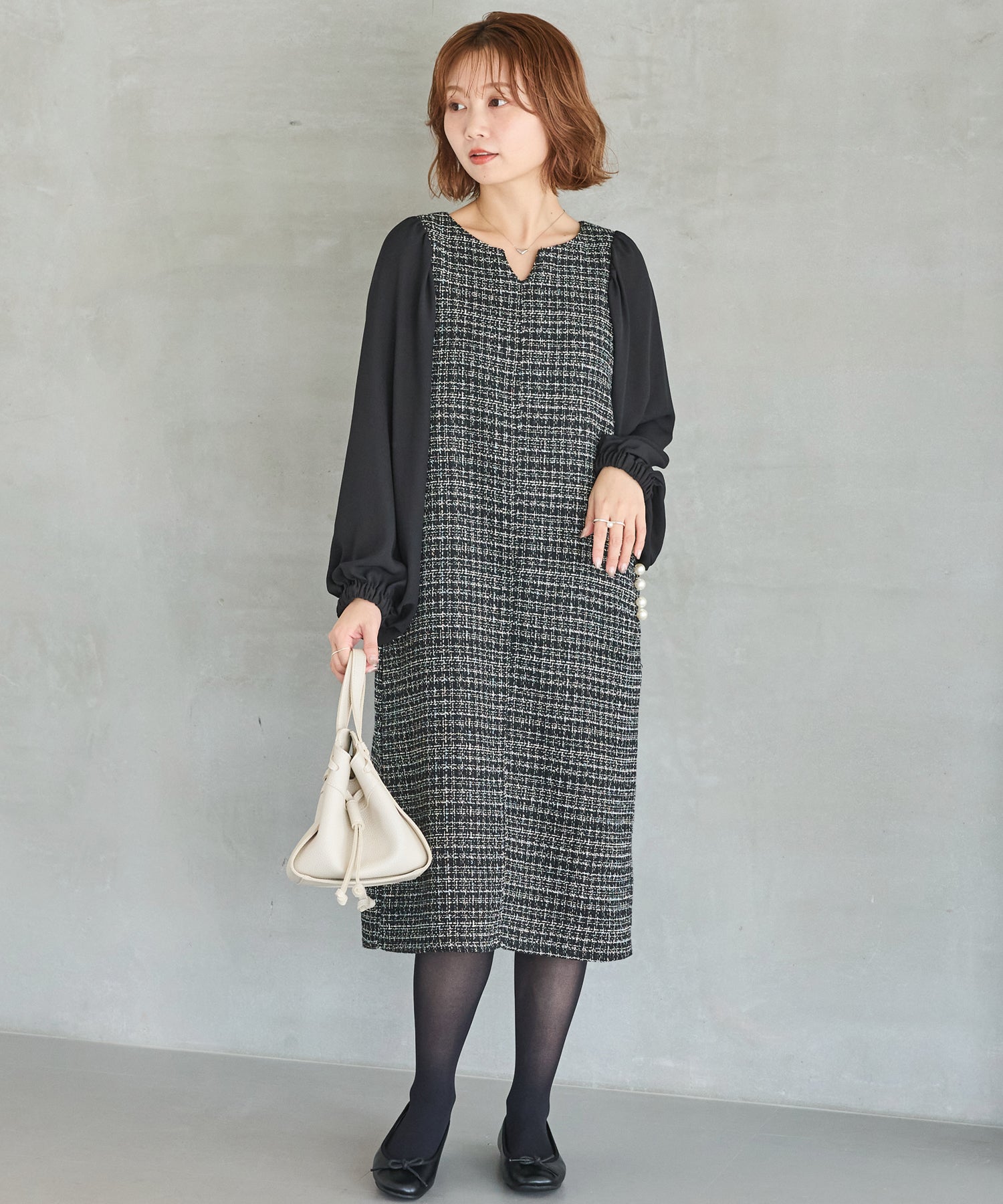 パールボタンツイードワンピース