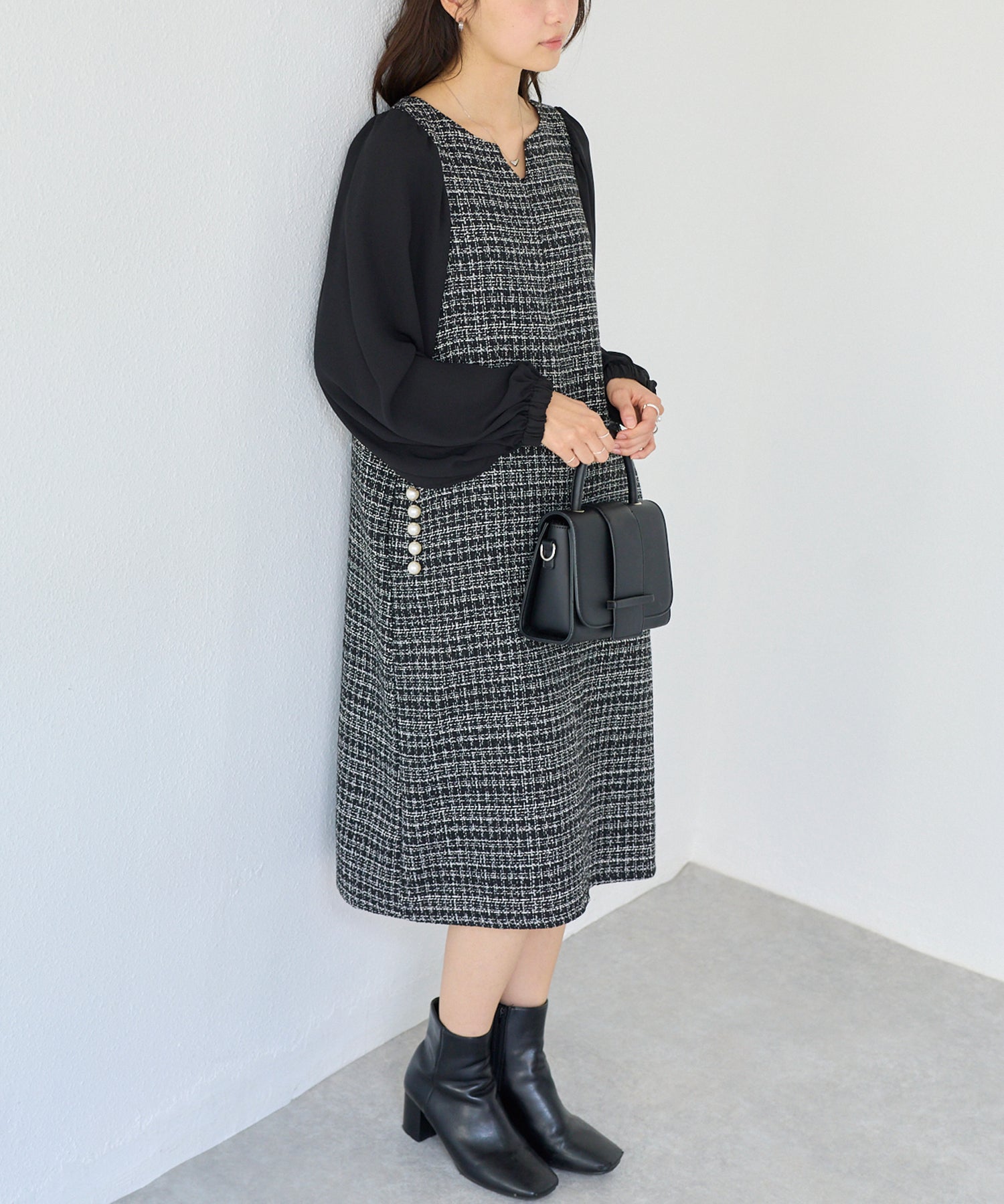 パールボタンツイードワンピース