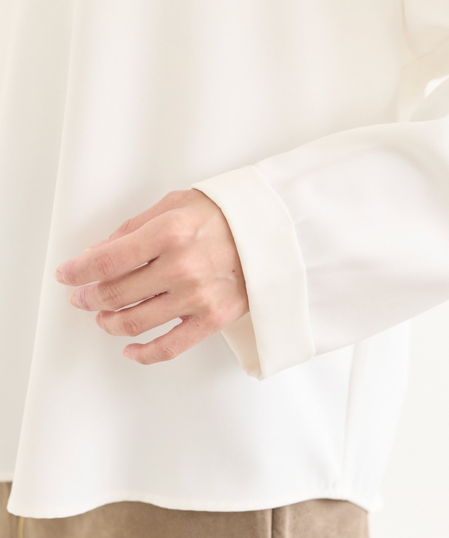 バックギャザーブラウス