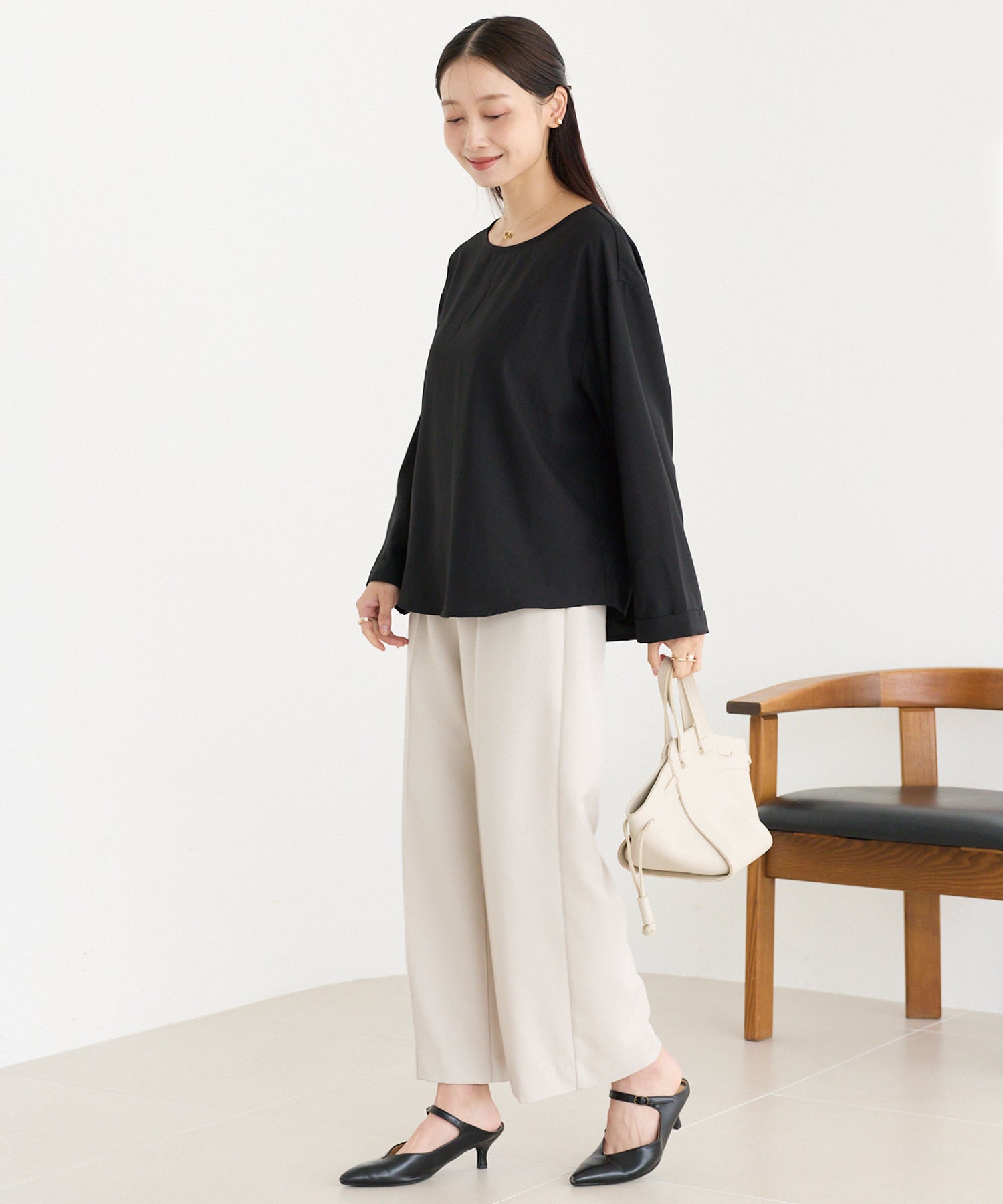 バックギャザーブラウス