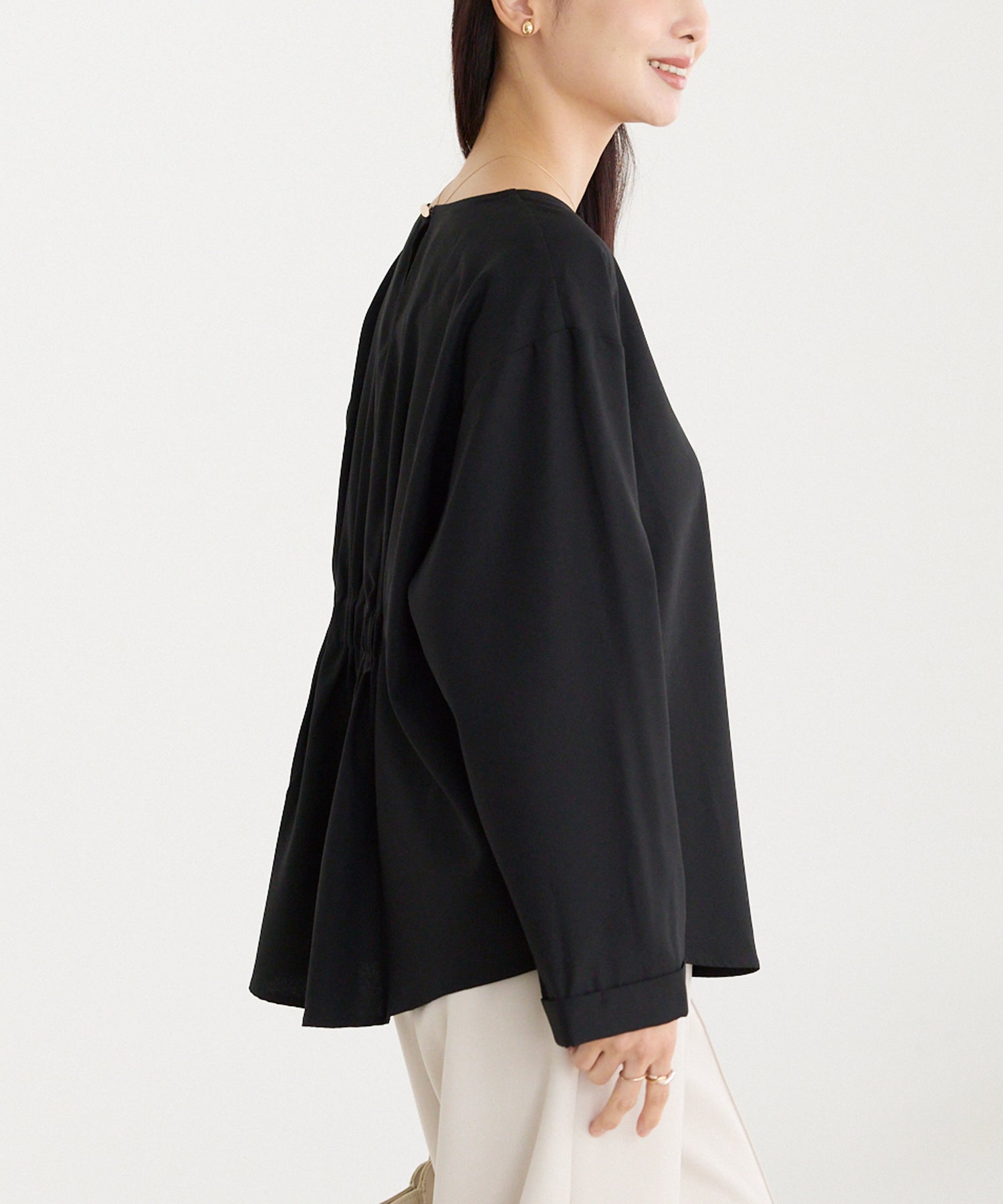 バックギャザーブラウス