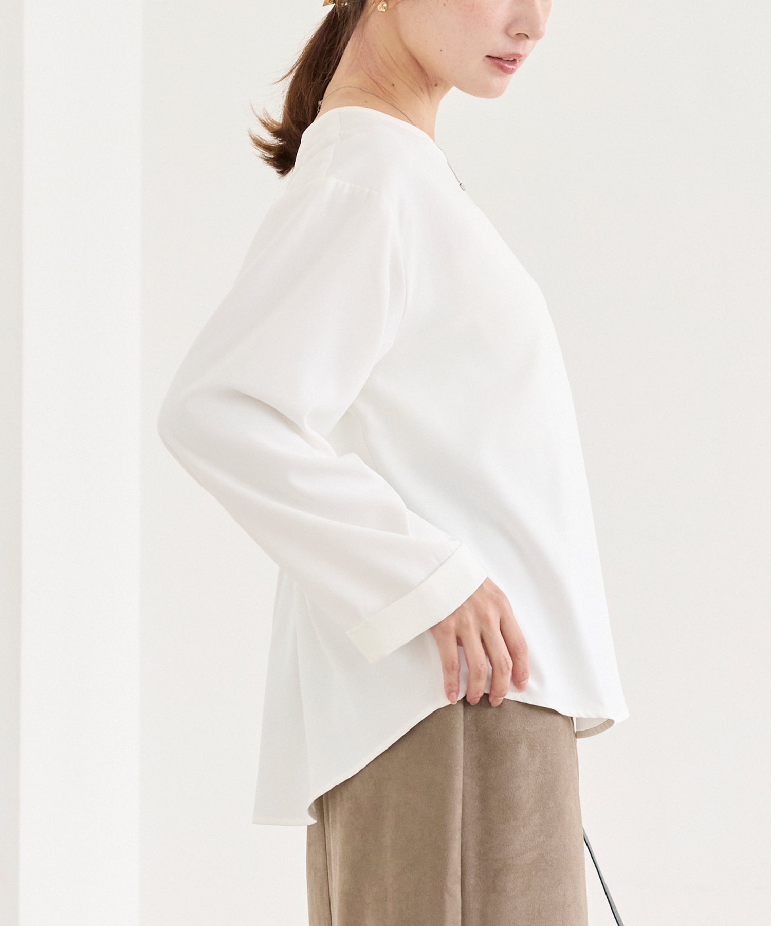 バックギャザーブラウス