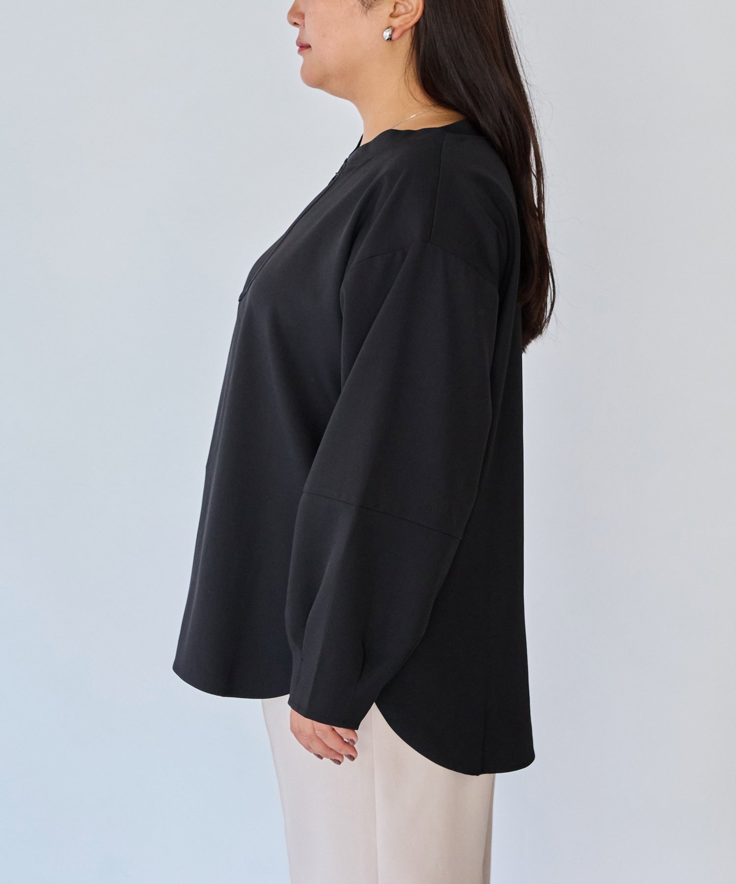 サイド　model:161cm 着用サイズ:3L