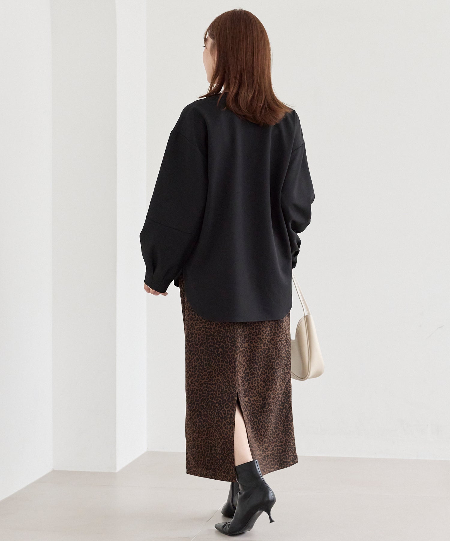 タックスリーブブラウス