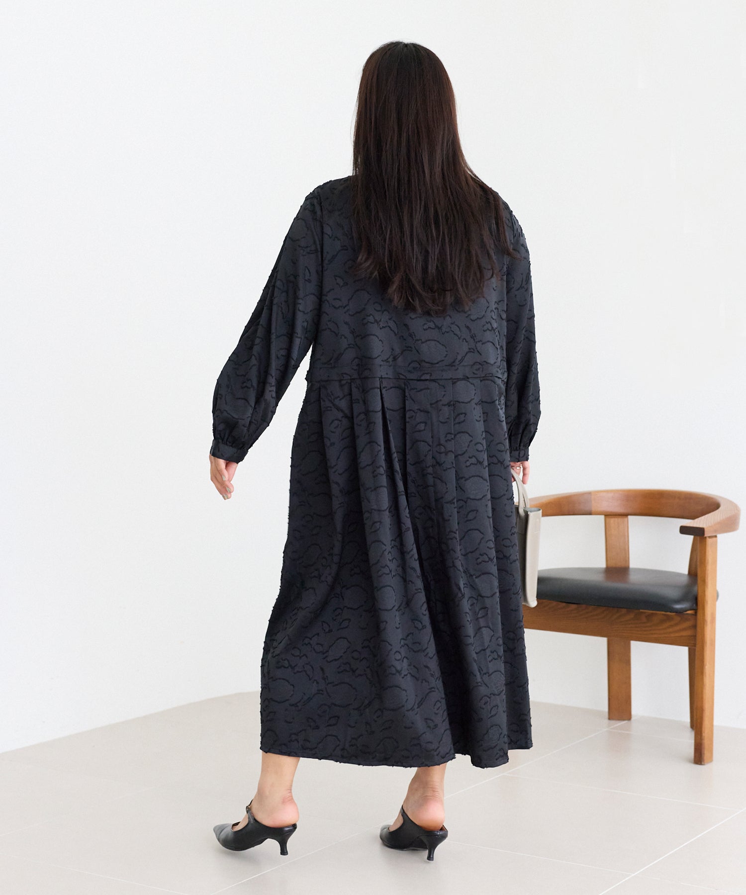 ブラック　model:161cm 着用サイズ:3L