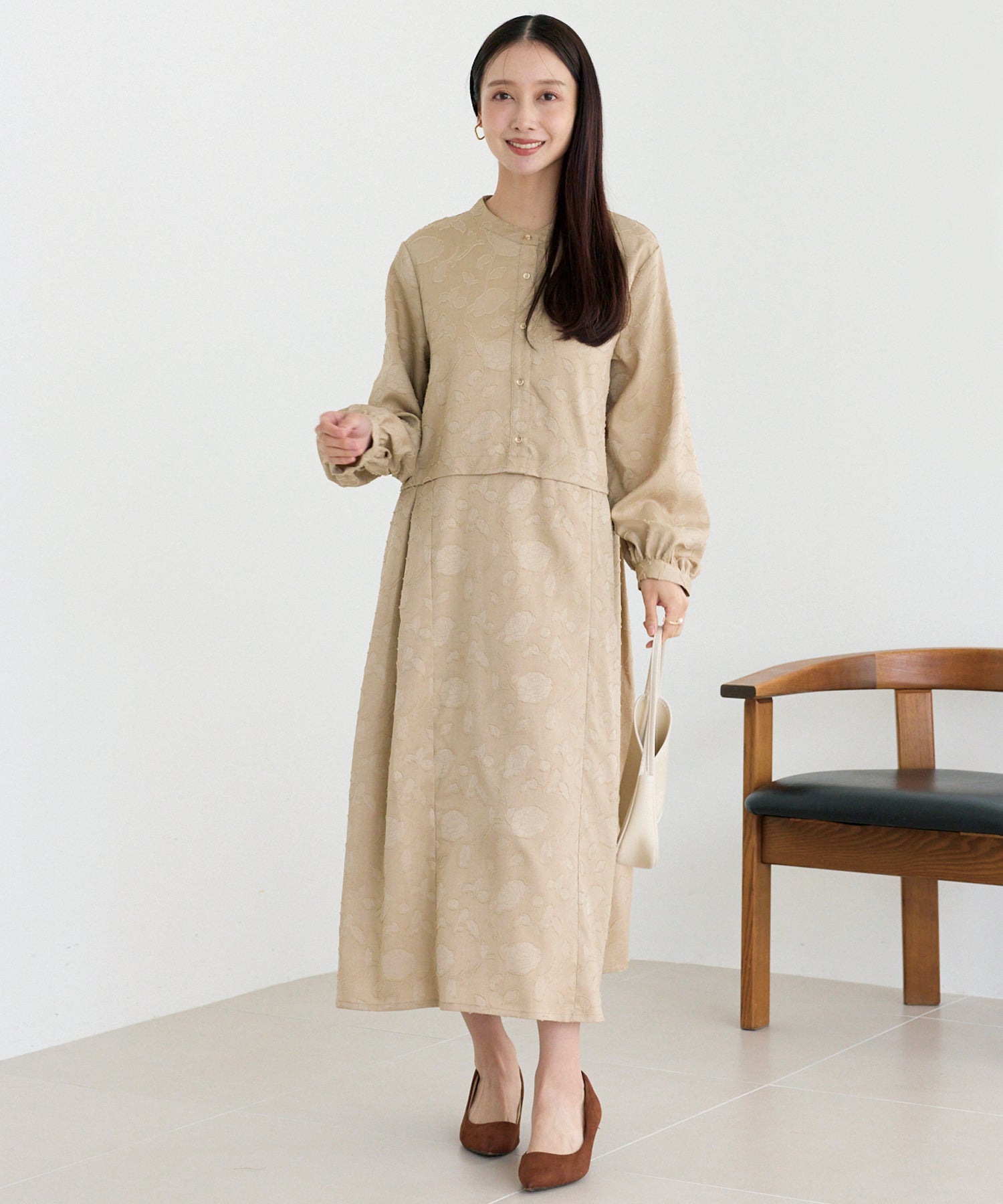 ベージュ　model:160cm 着用サイズ:M