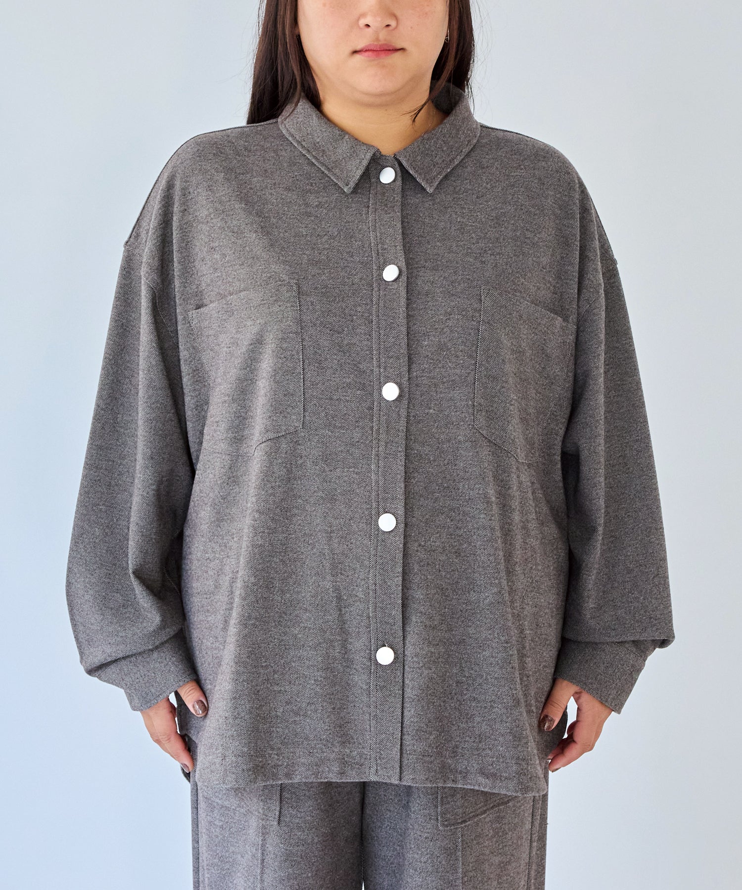 フロント　model:161cm 着用サイズ:3L