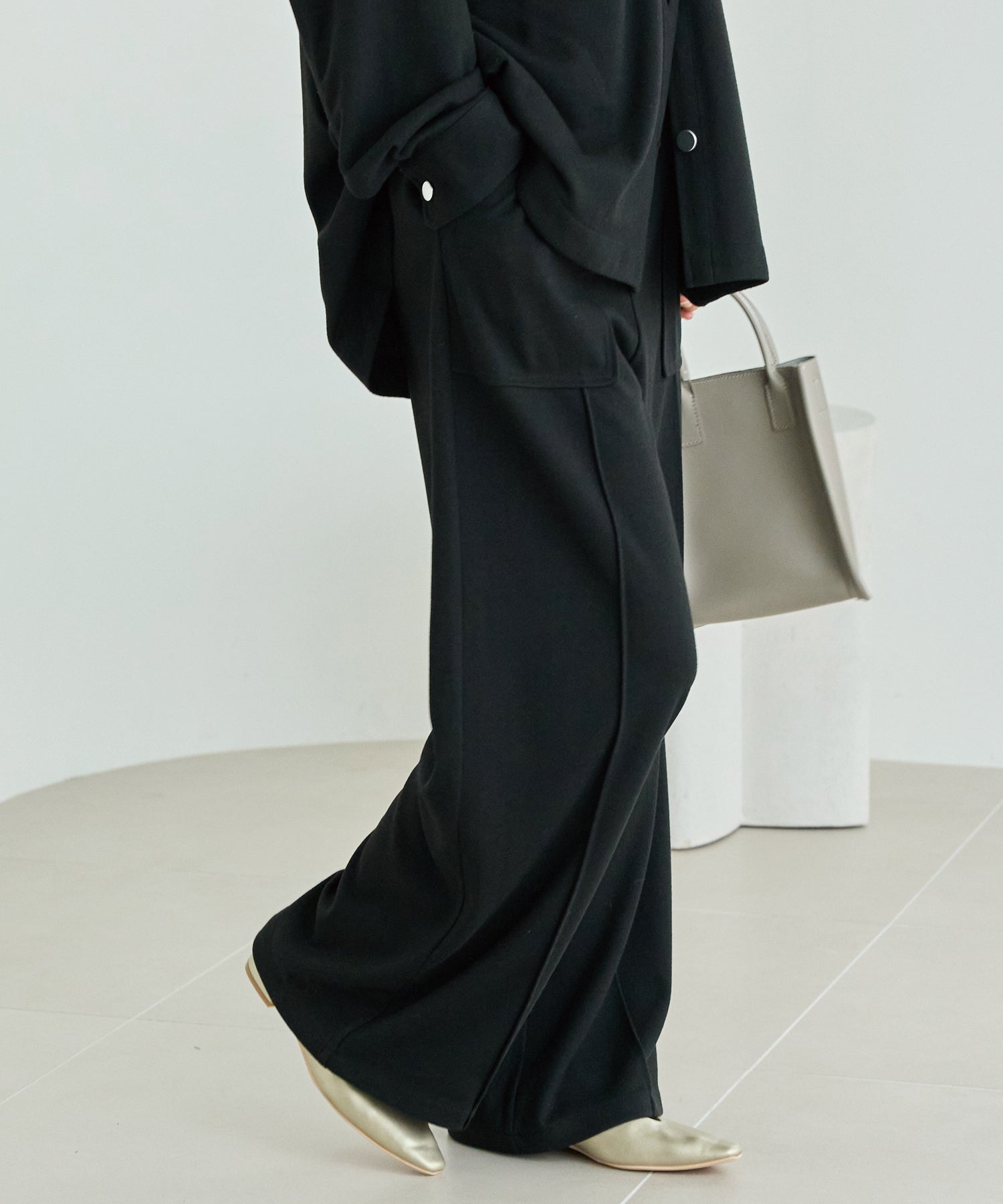 起毛カットソーイージーパンツ