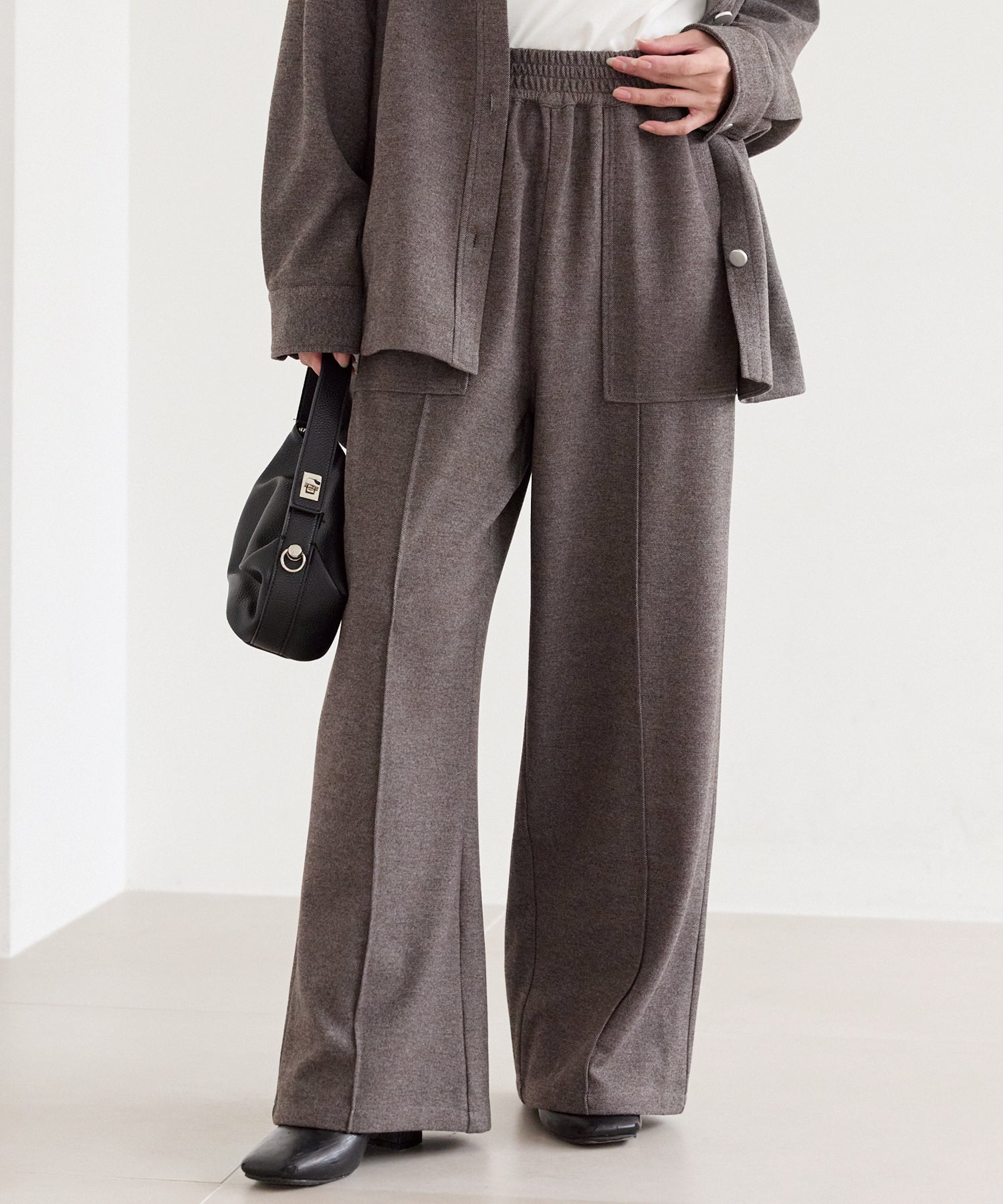 起毛カットソーイージーパンツ