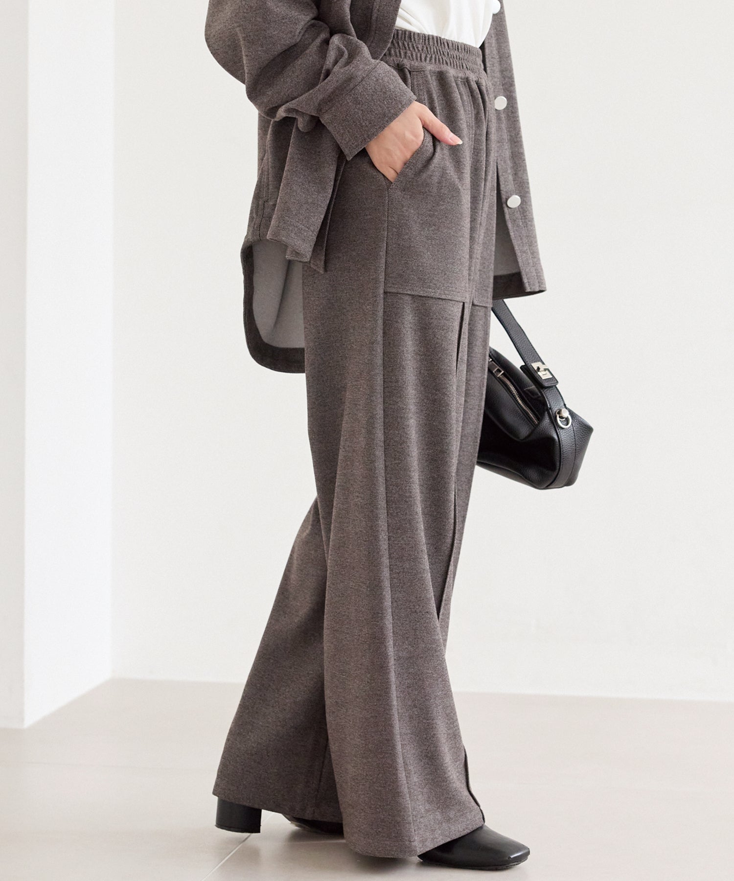 起毛カットソーイージーパンツ