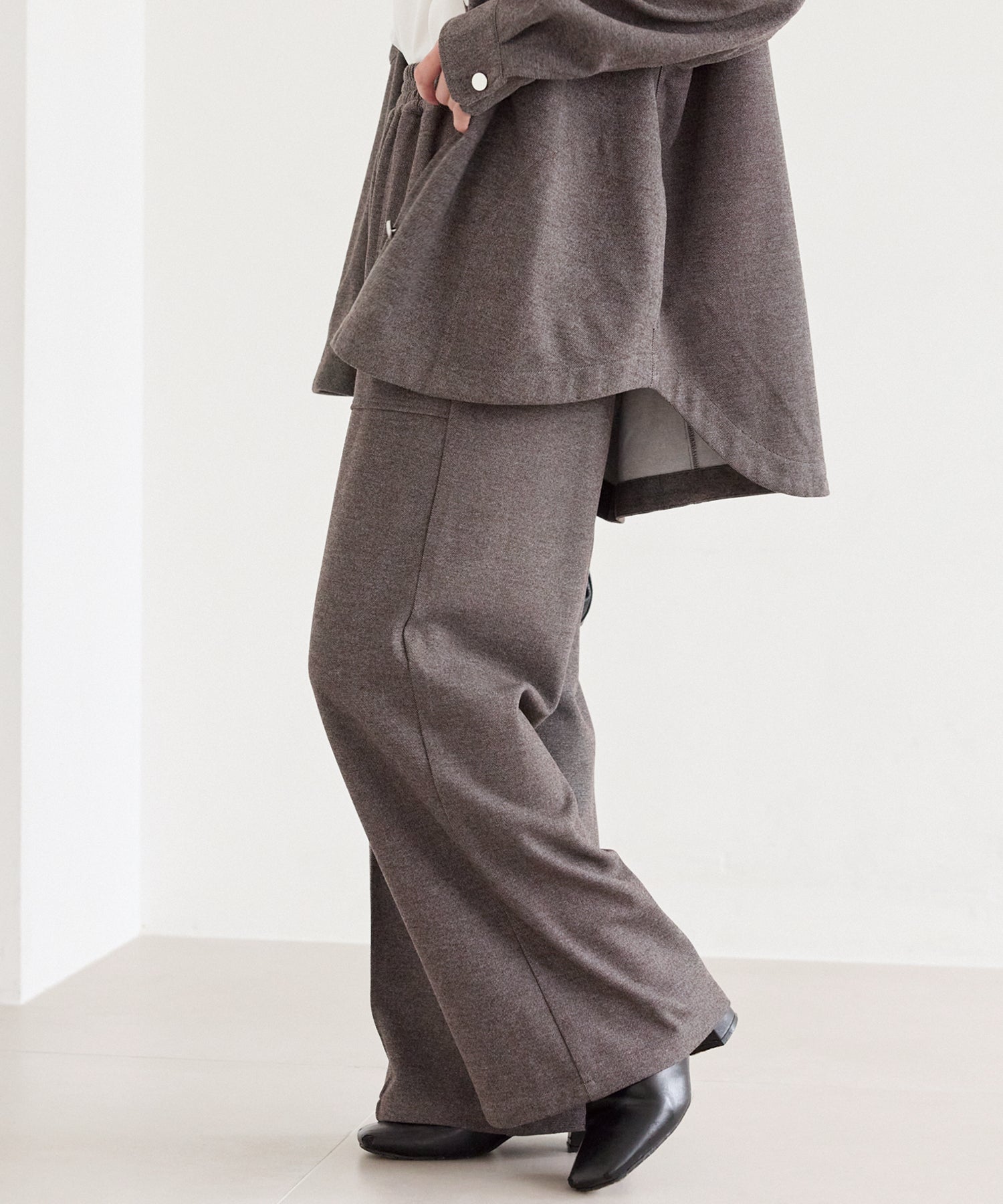 起毛カットソーイージーパンツ