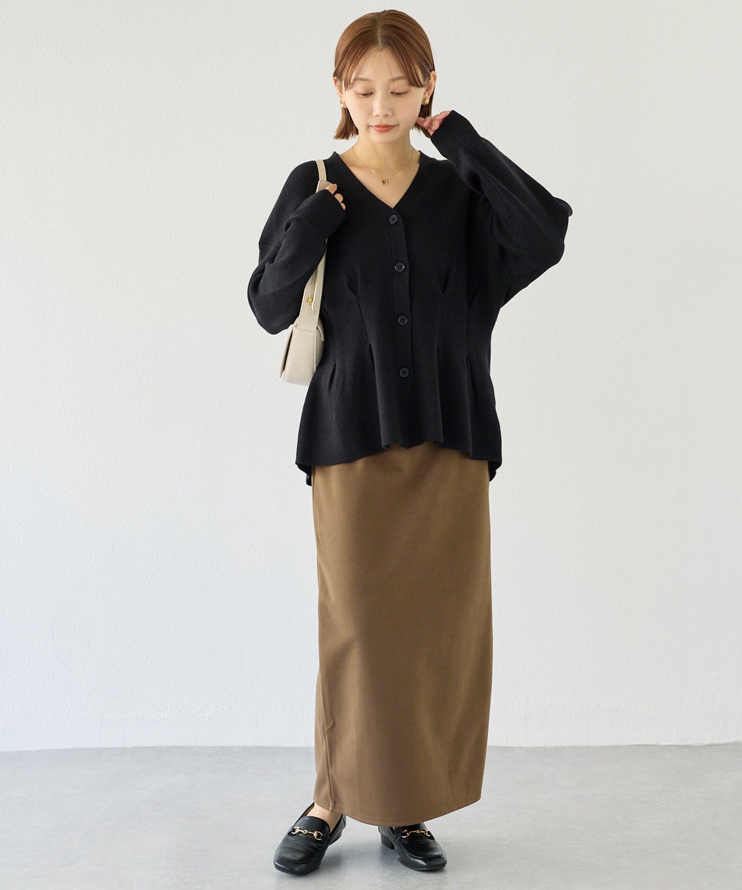 【洗える】ウエストタックニットカーデ