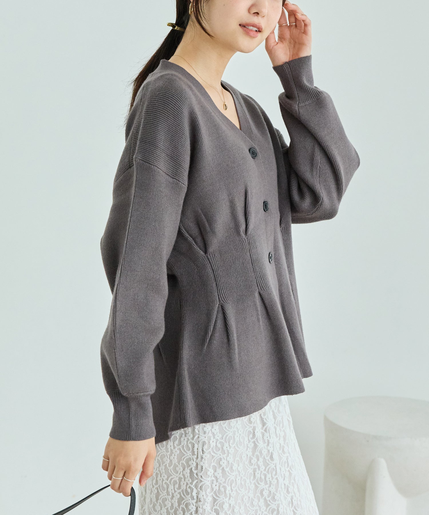 【洗える】ウエストタックニットカーデ