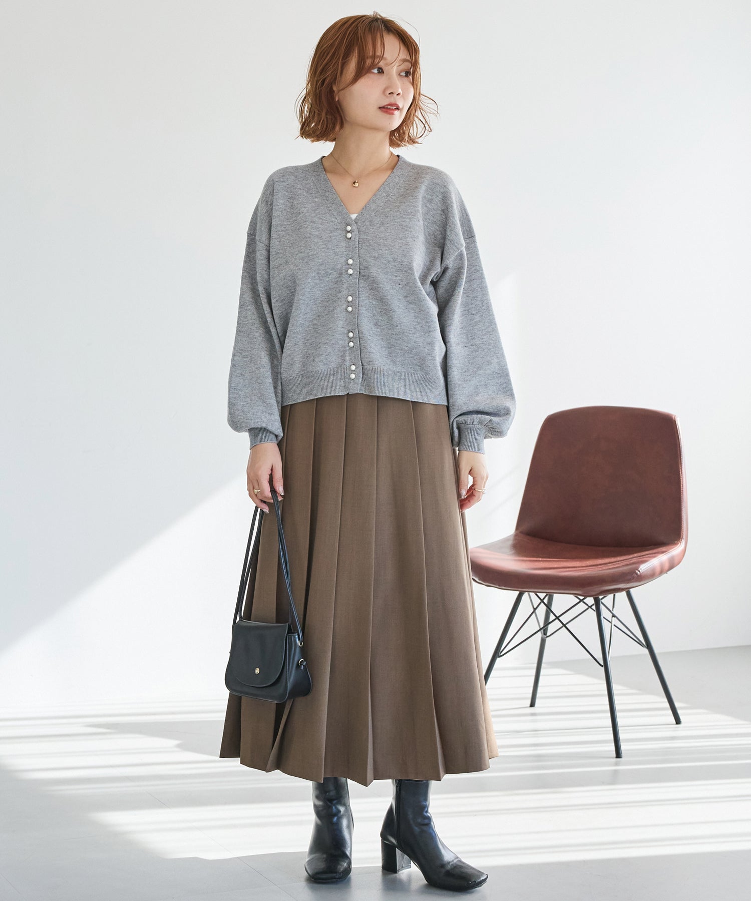 【洗える】ダブルパールニットカーデ