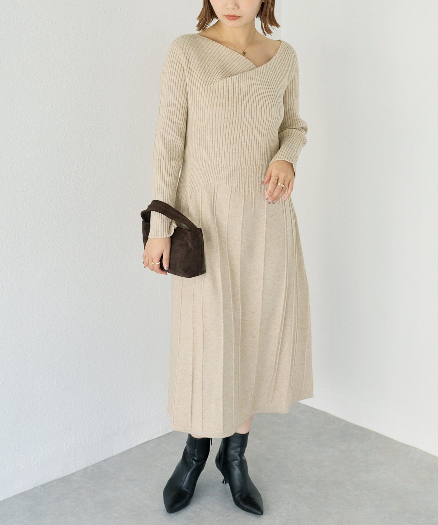 グレージュ　model:156cm 着用サイズ:F