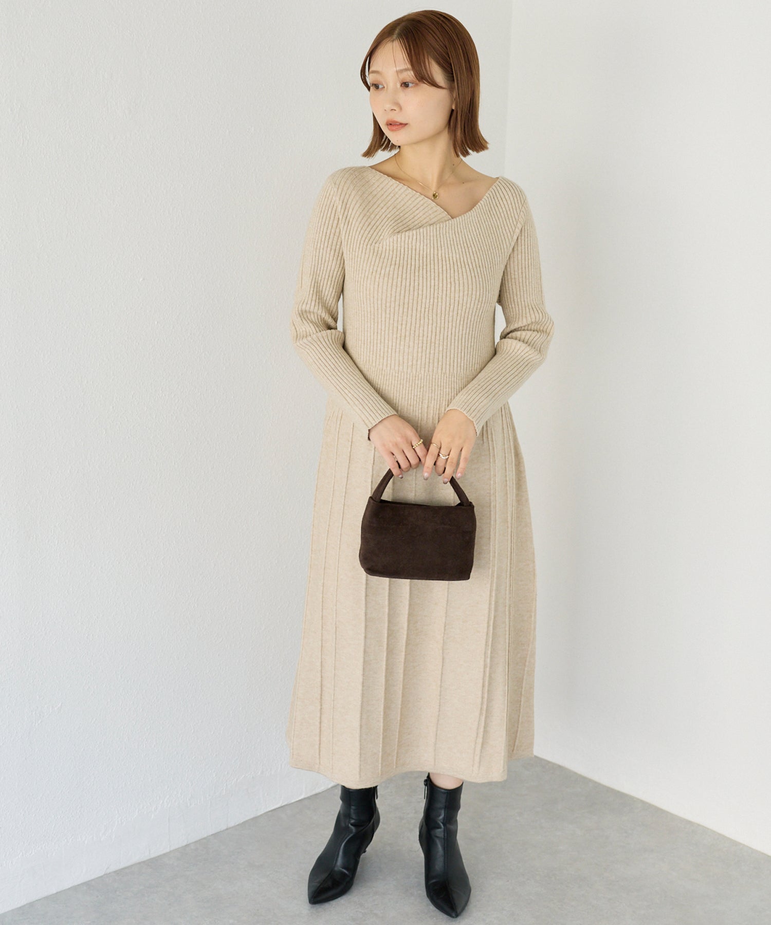 グレージュ　model:156cm 着用サイズ:F