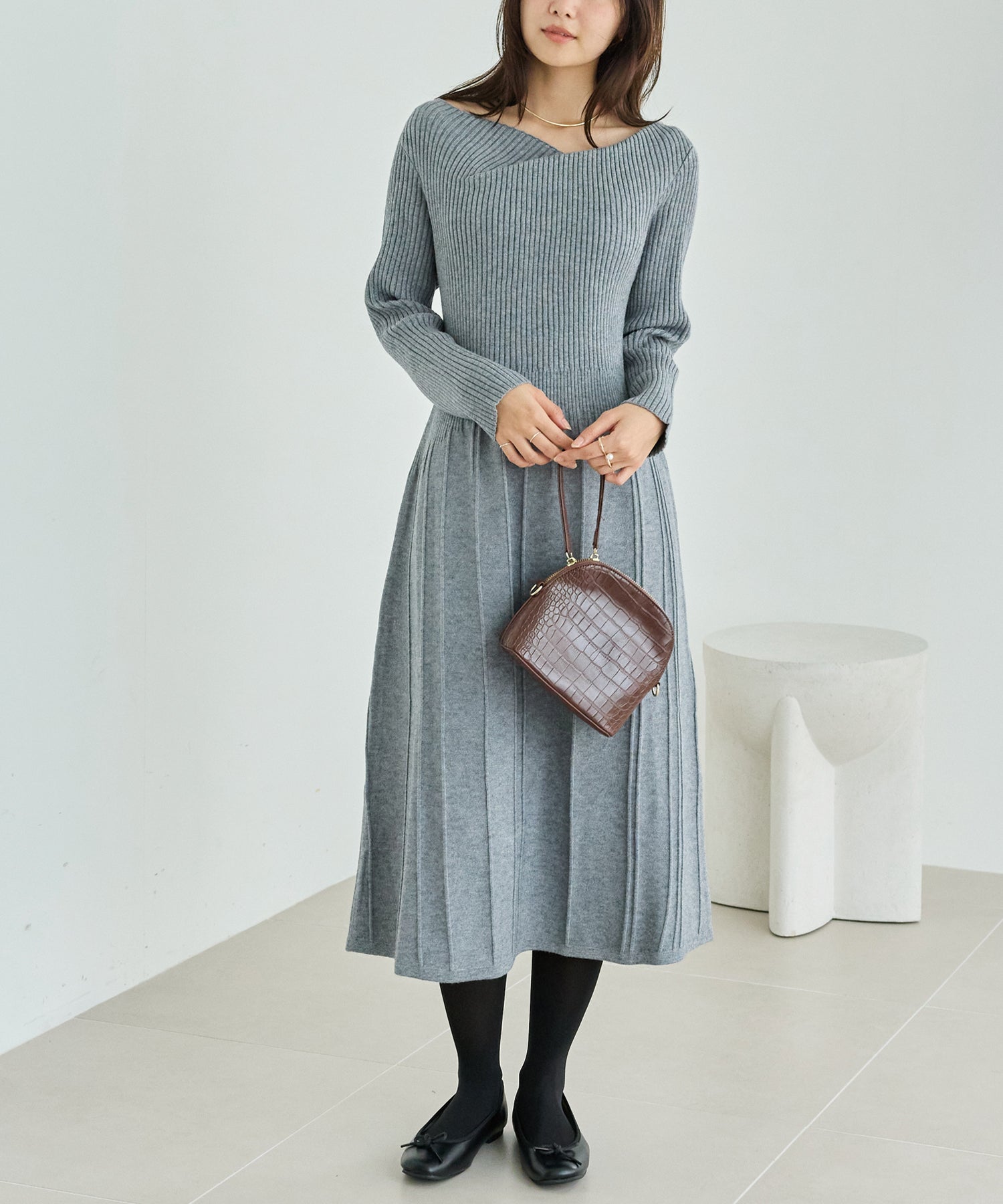 グレー　model:160cm 着用サイズ:F