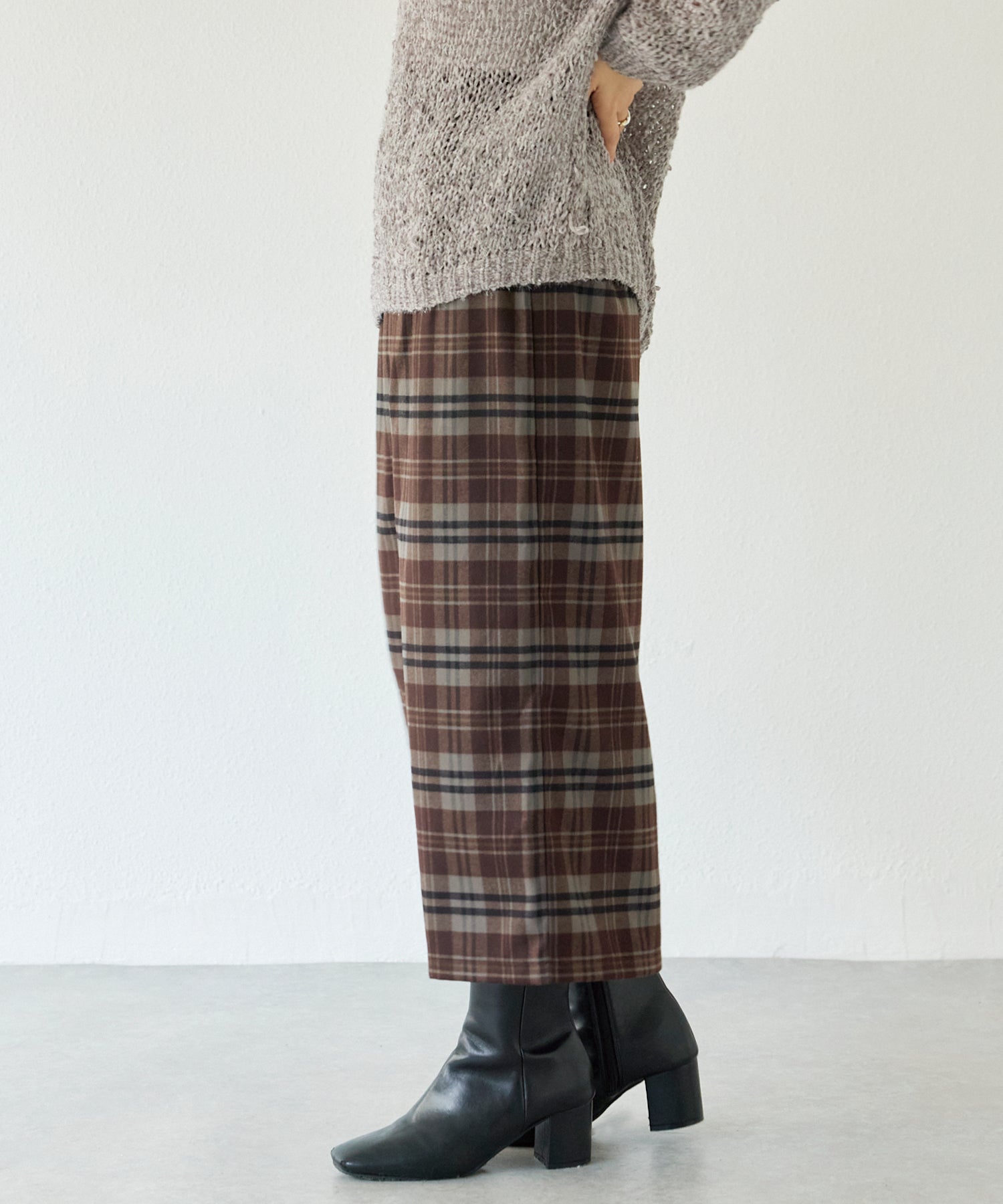 起毛チェックナロースカート