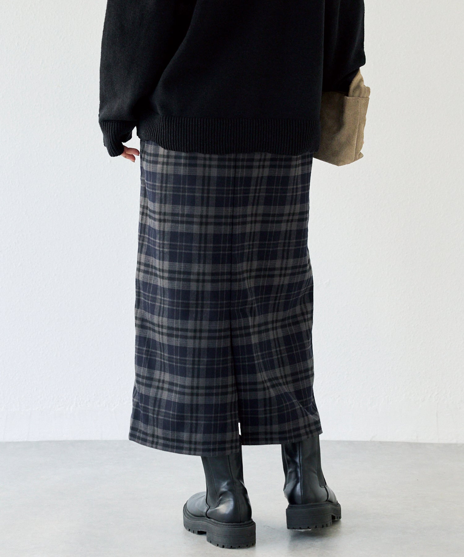 起毛チェックナロースカート