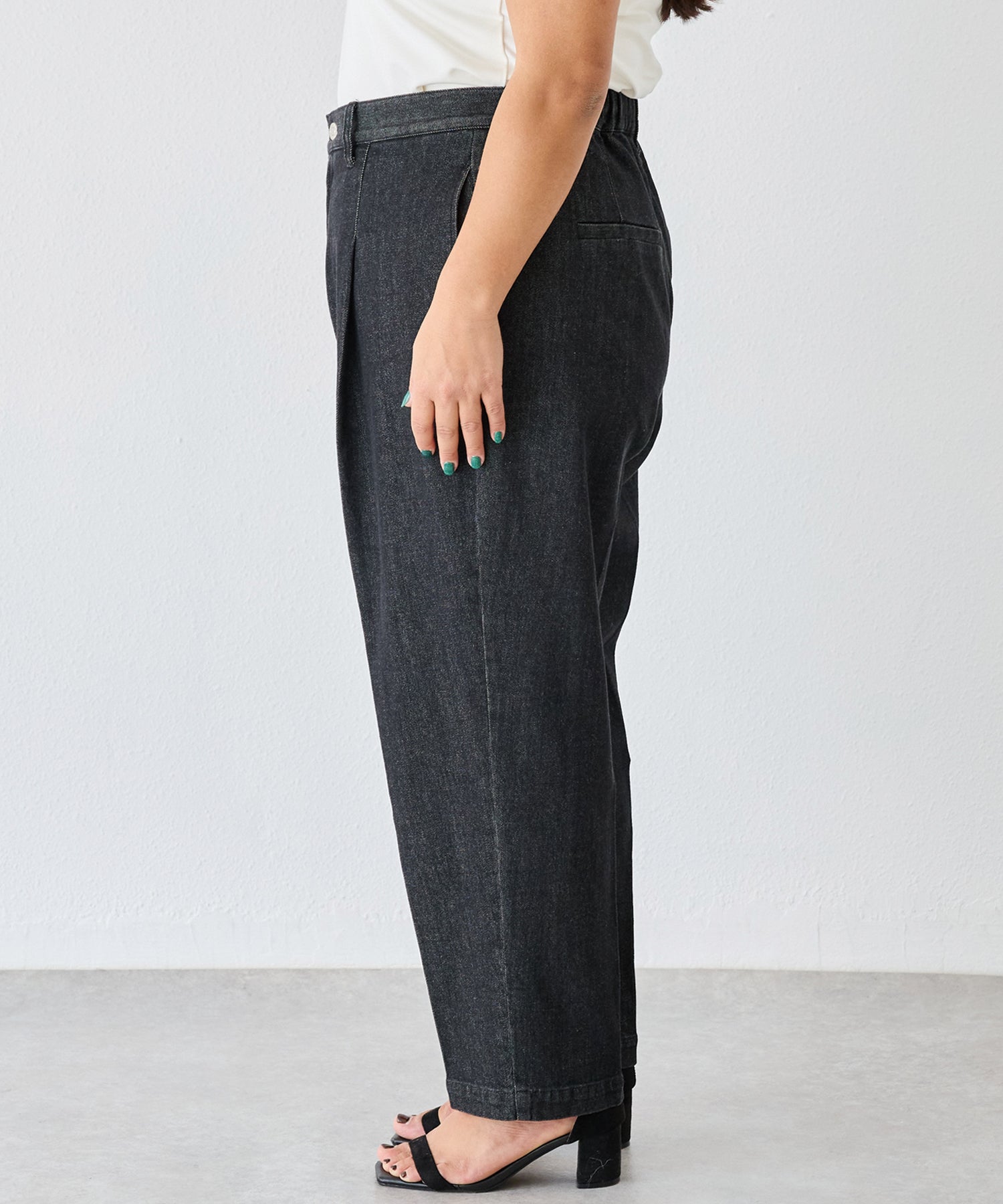 サイド　model:161cm 着用サイズ:3L