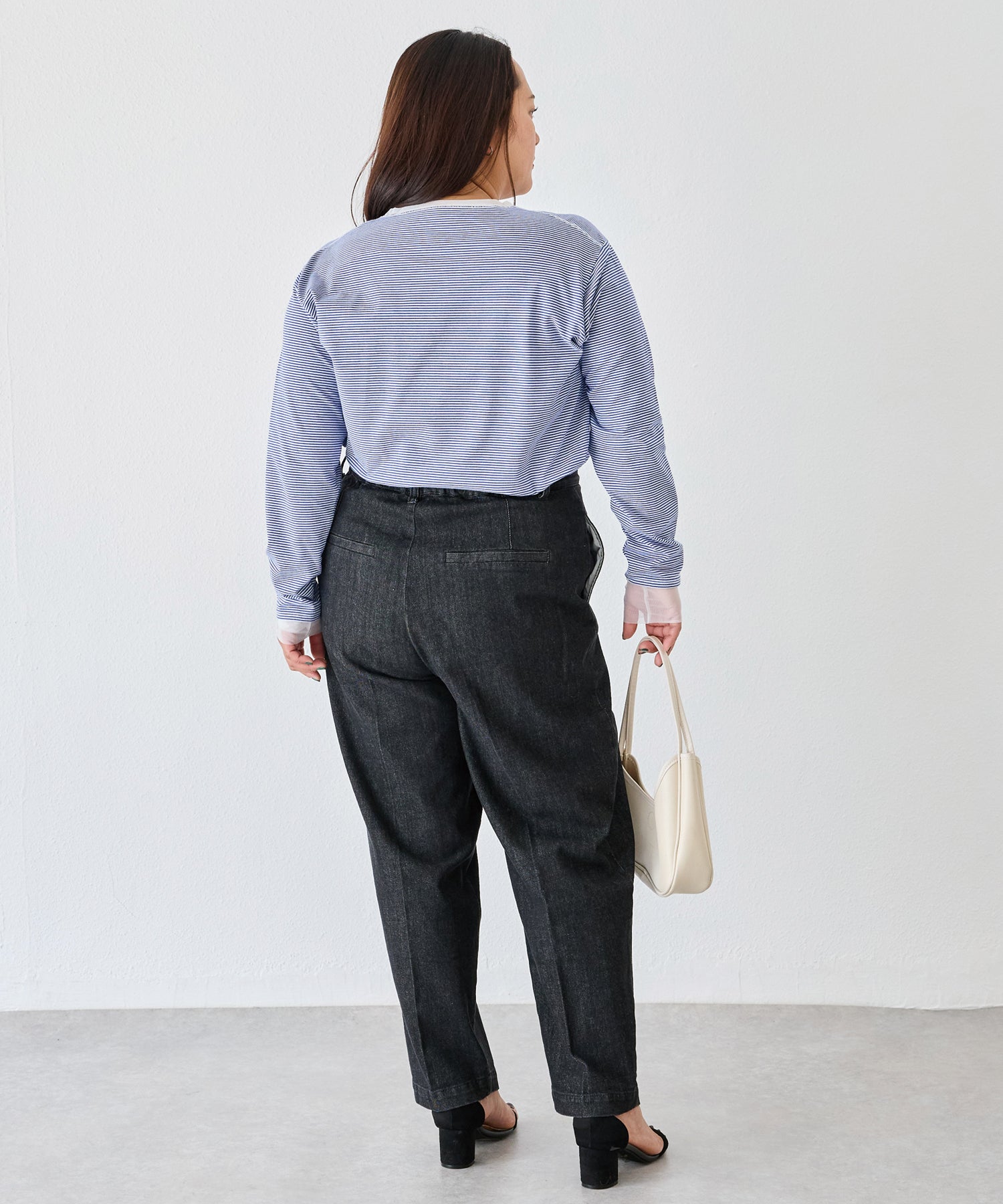 ブラック　model:161cm 着用サイズ:3L