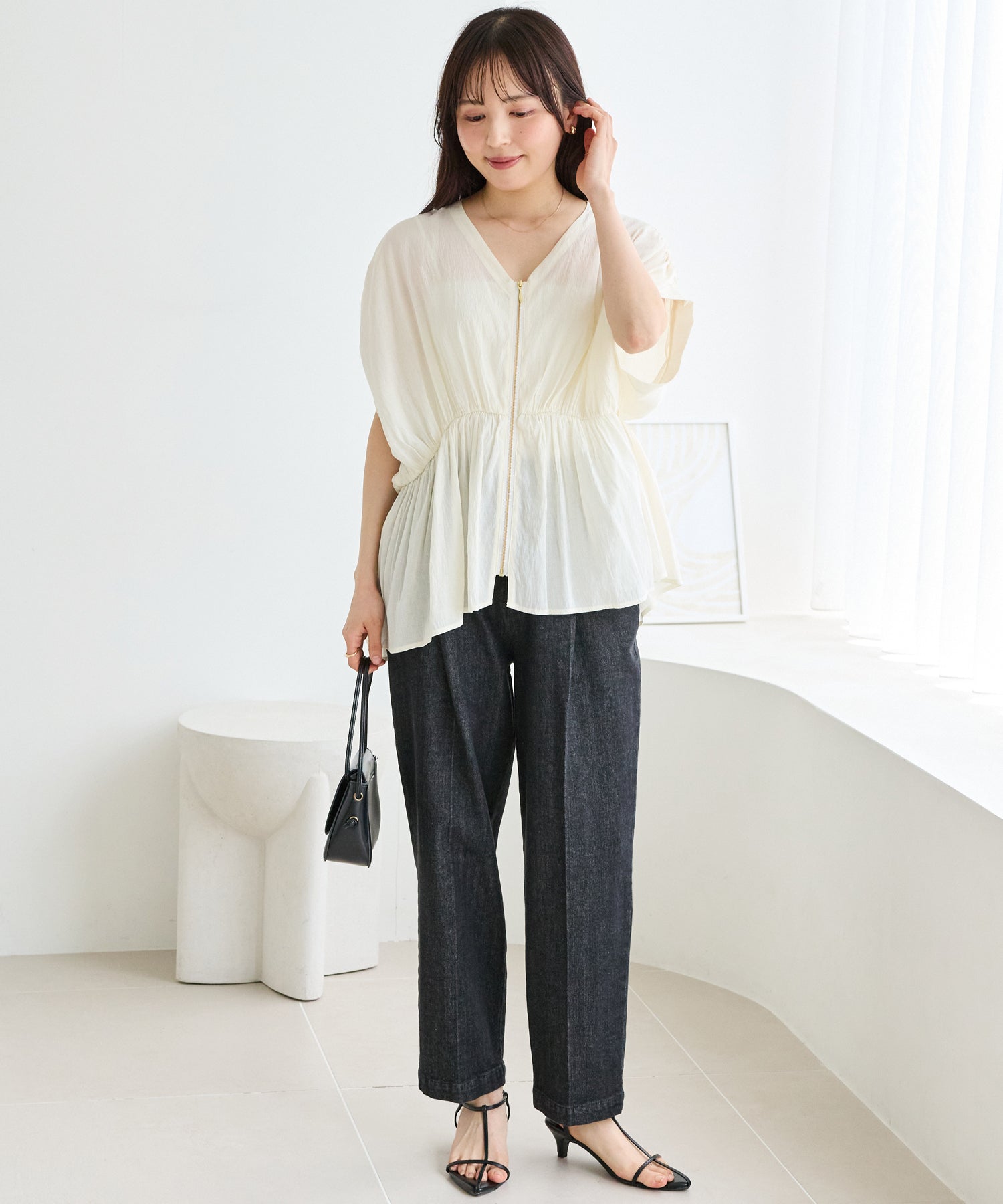オフホワイト　model:162cm 着用サイズ:M