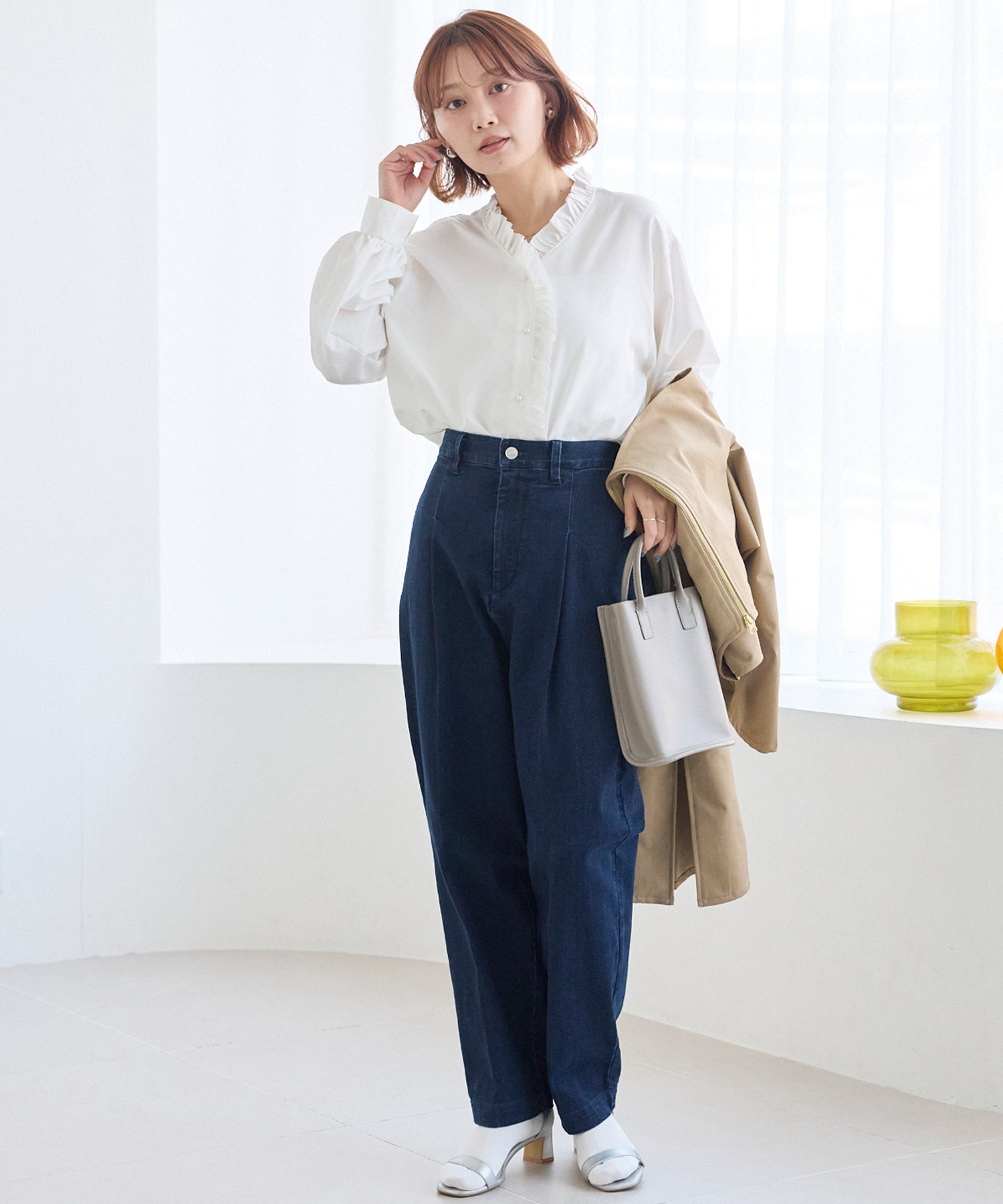 タックテーパードデニム