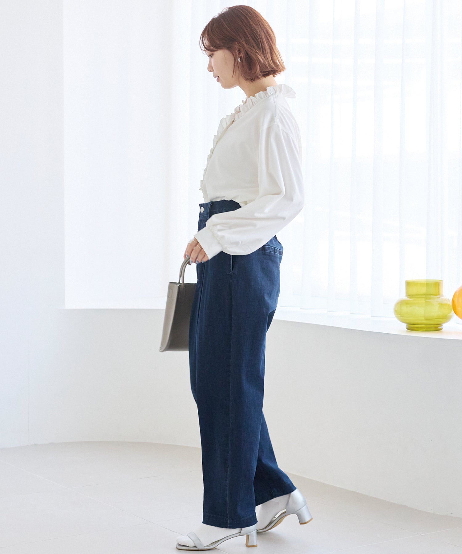 タックテーパードデニム