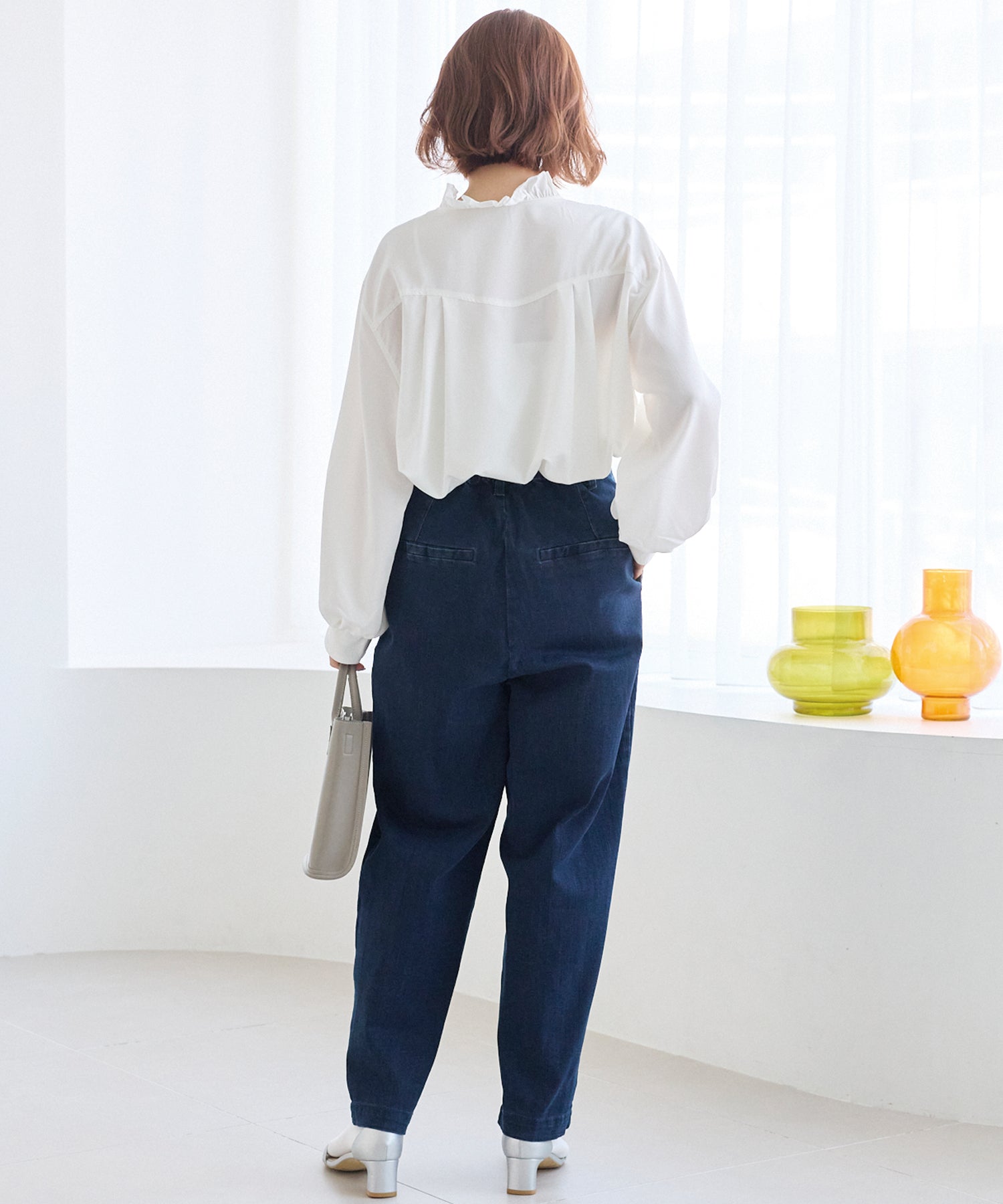 タックテーパードデニム