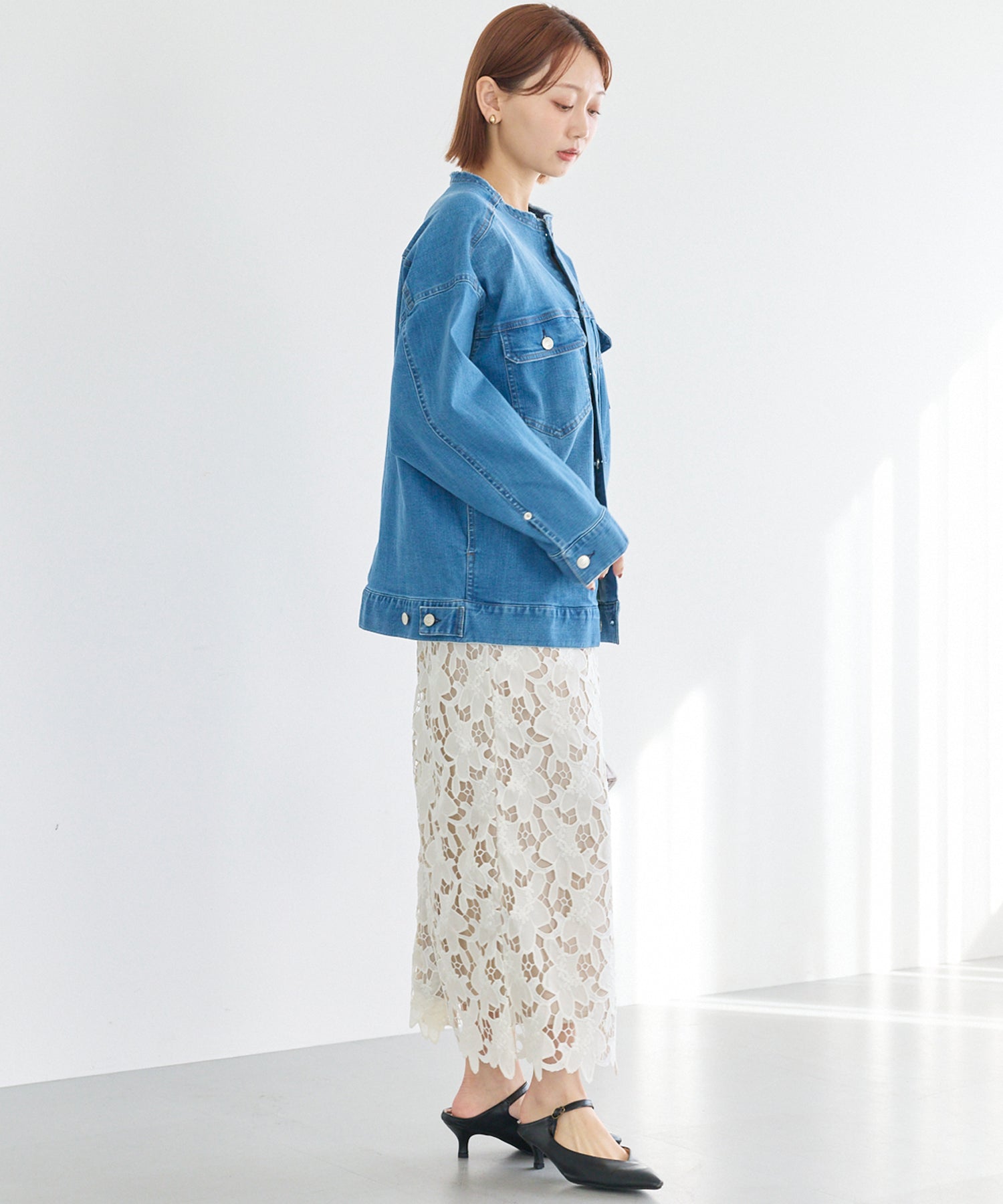 ノーカラーデニムジャケット