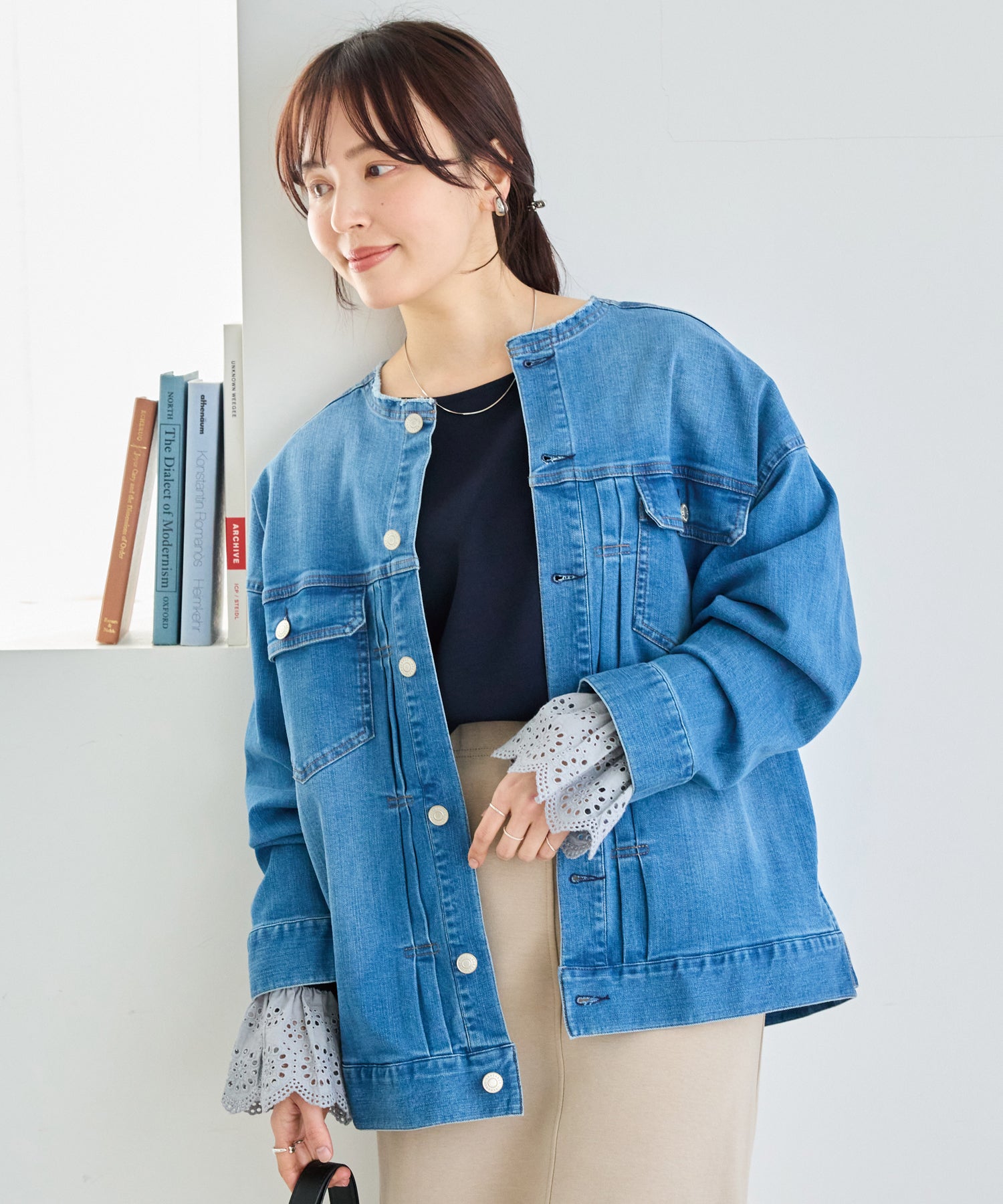 ノーカラーデニムジャケット