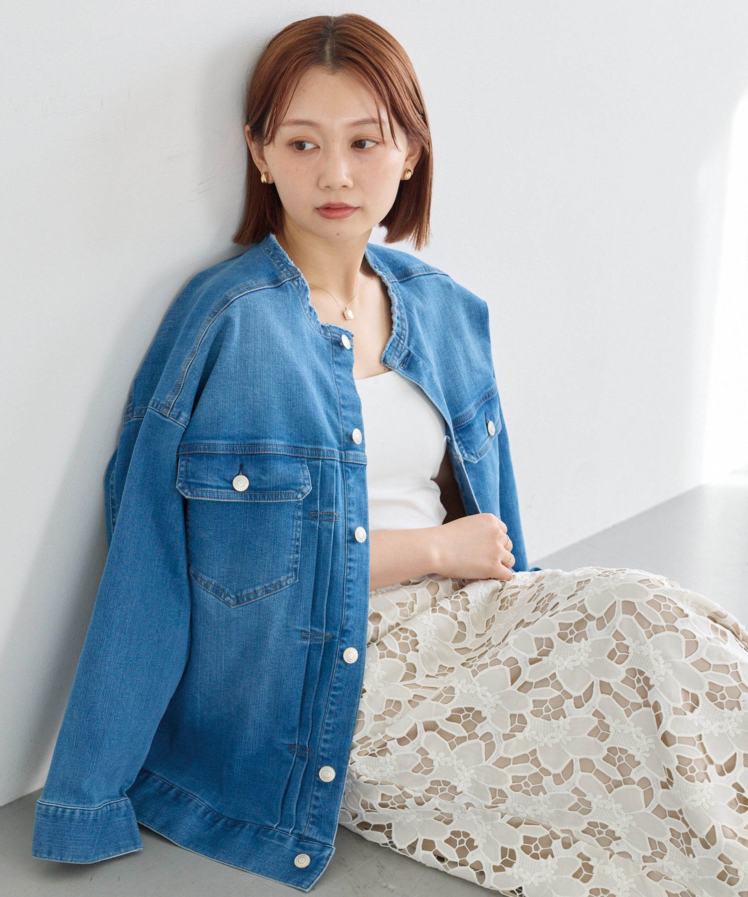 ノーカラーデニムジャケット