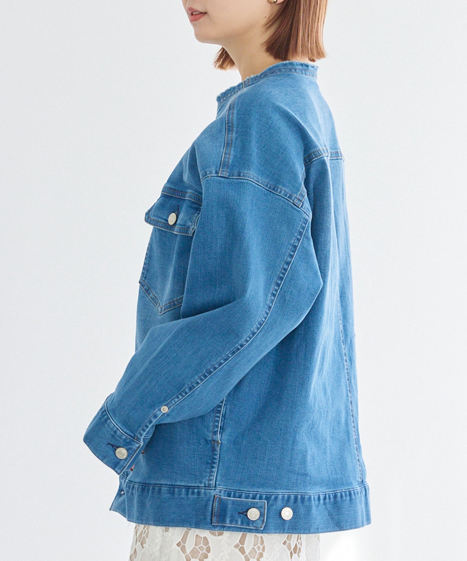 ノーカラーデニムジャケット