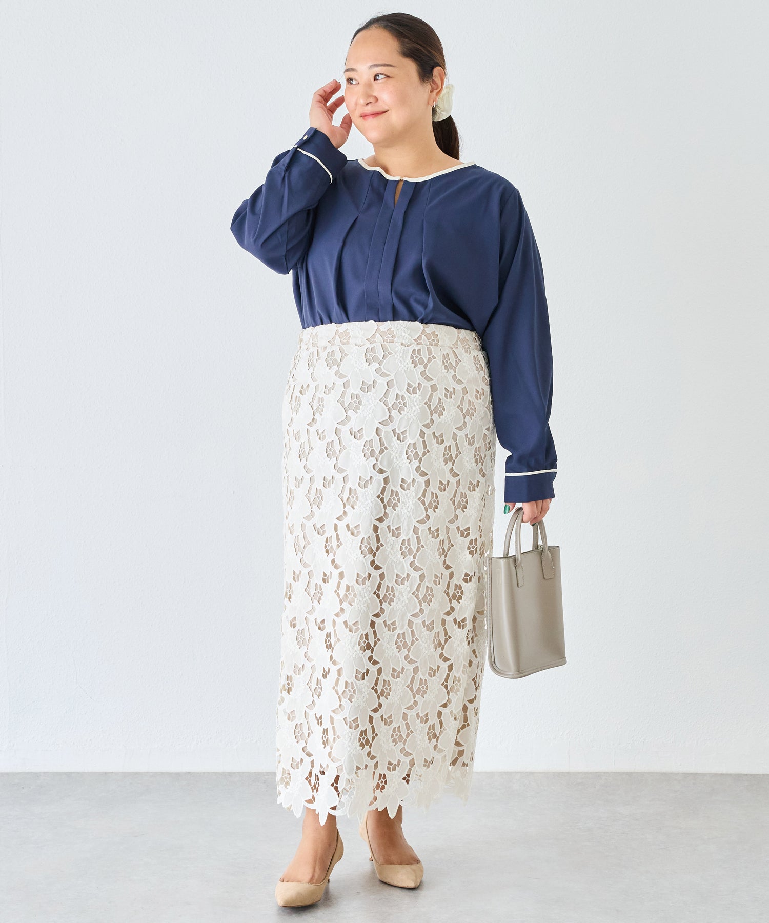 アイボリー　model:161cm 着用サイズ:3L