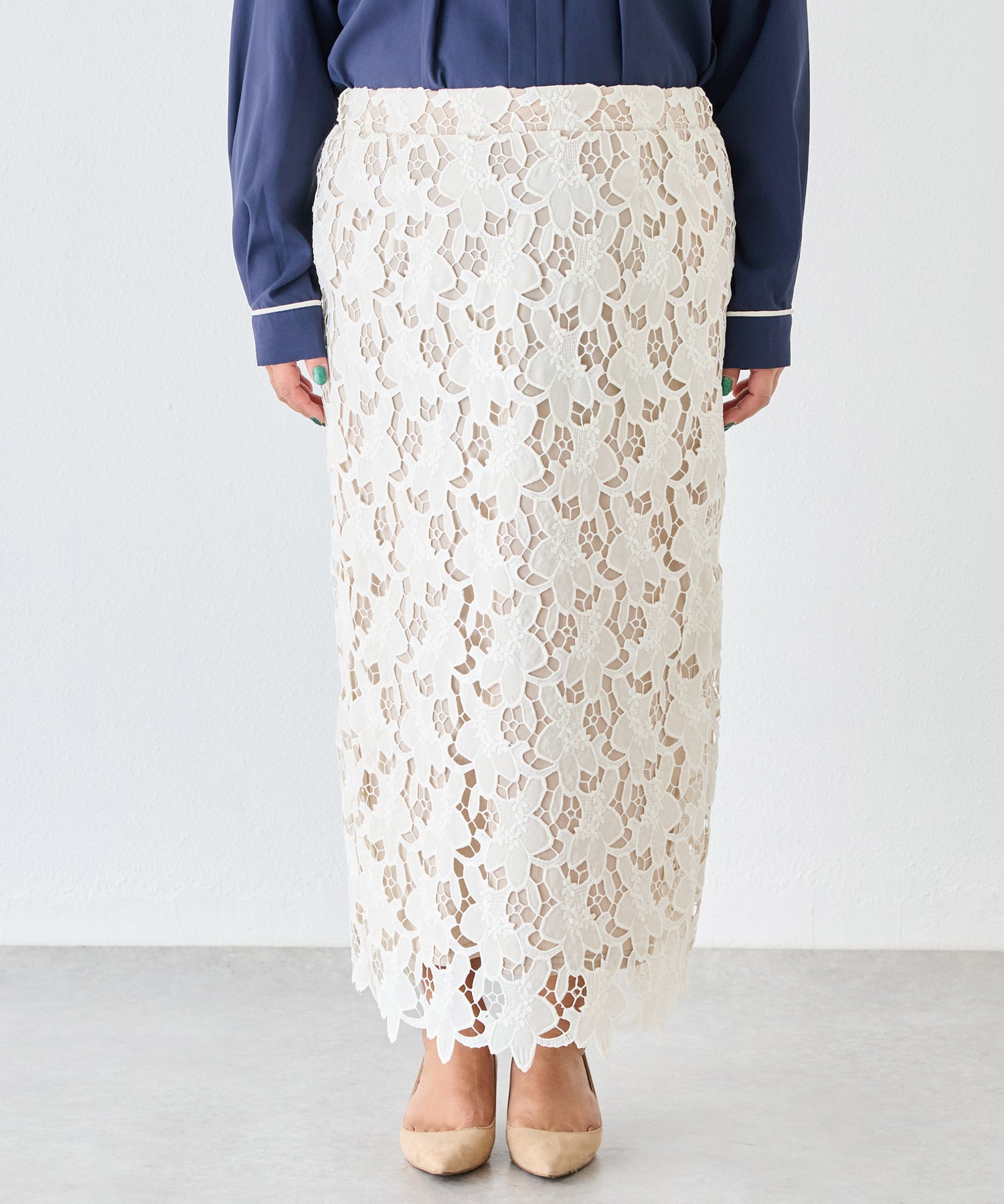 フロント　model:161cm 着用サイズ:3L