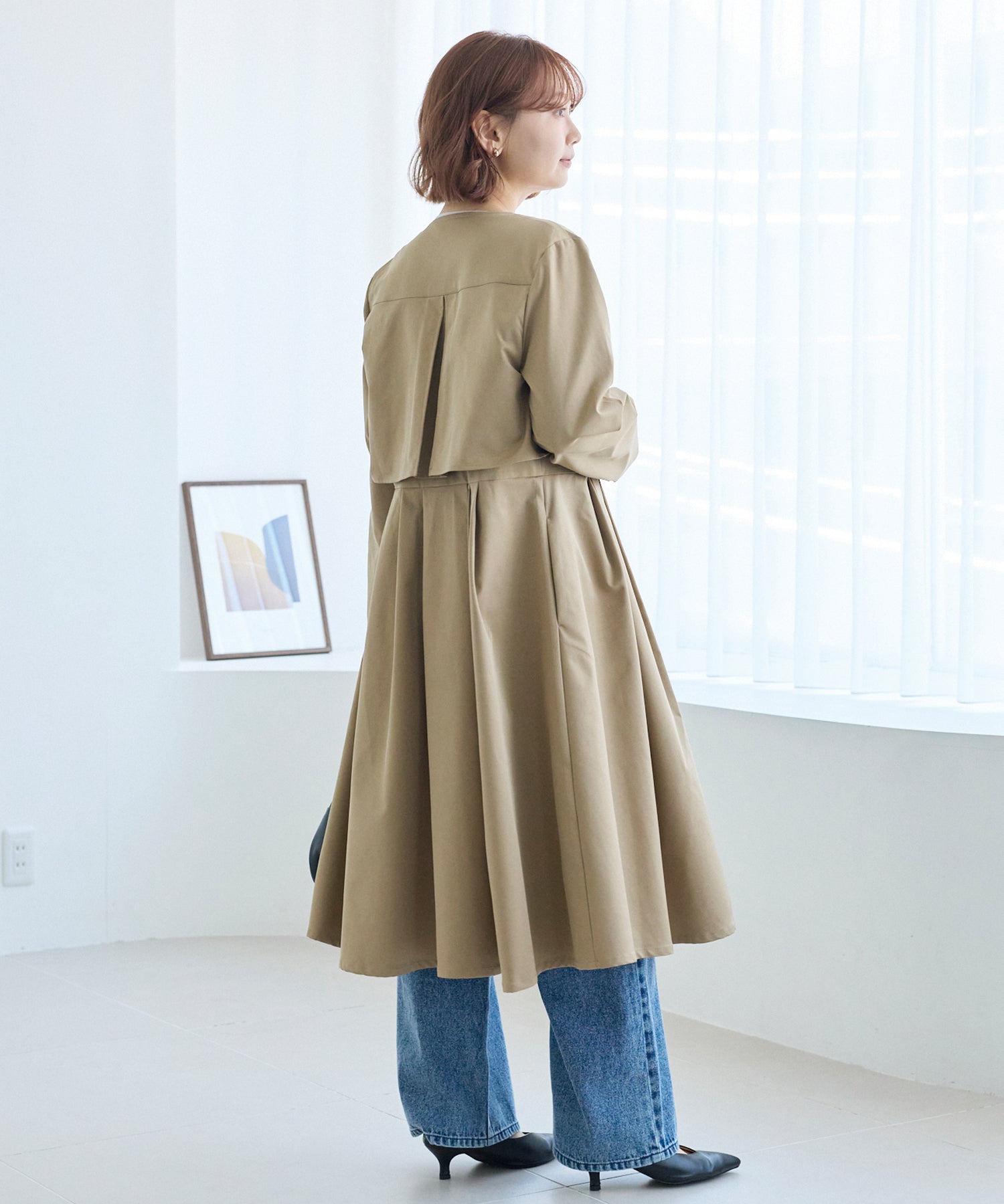 タックプリーツノーカラーコート